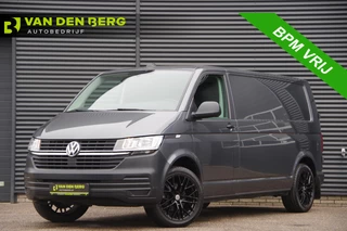Hoofdafbeelding Volkswagen Transporter Volkswagen Transporter 2.0 TDI L2 3-ZITS, 150PK AUT. CAMERA, NAVI, CRUISE, AIRCO, CARPLAY, LEDER MF STUURWIEL