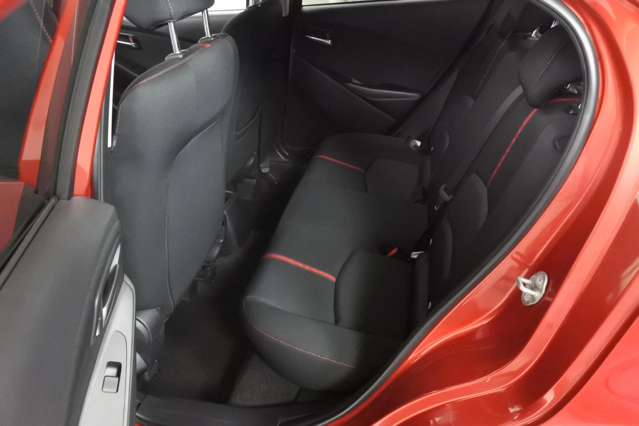 Hoofdafbeelding Mazda 2