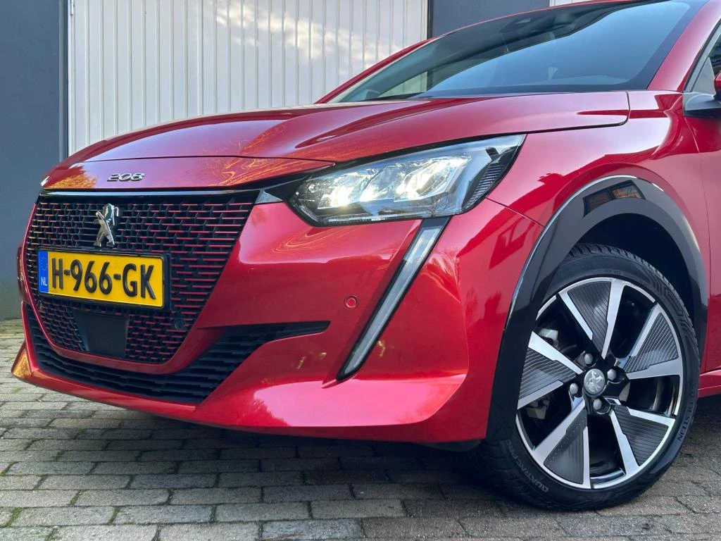 Hoofdafbeelding Peugeot e-208