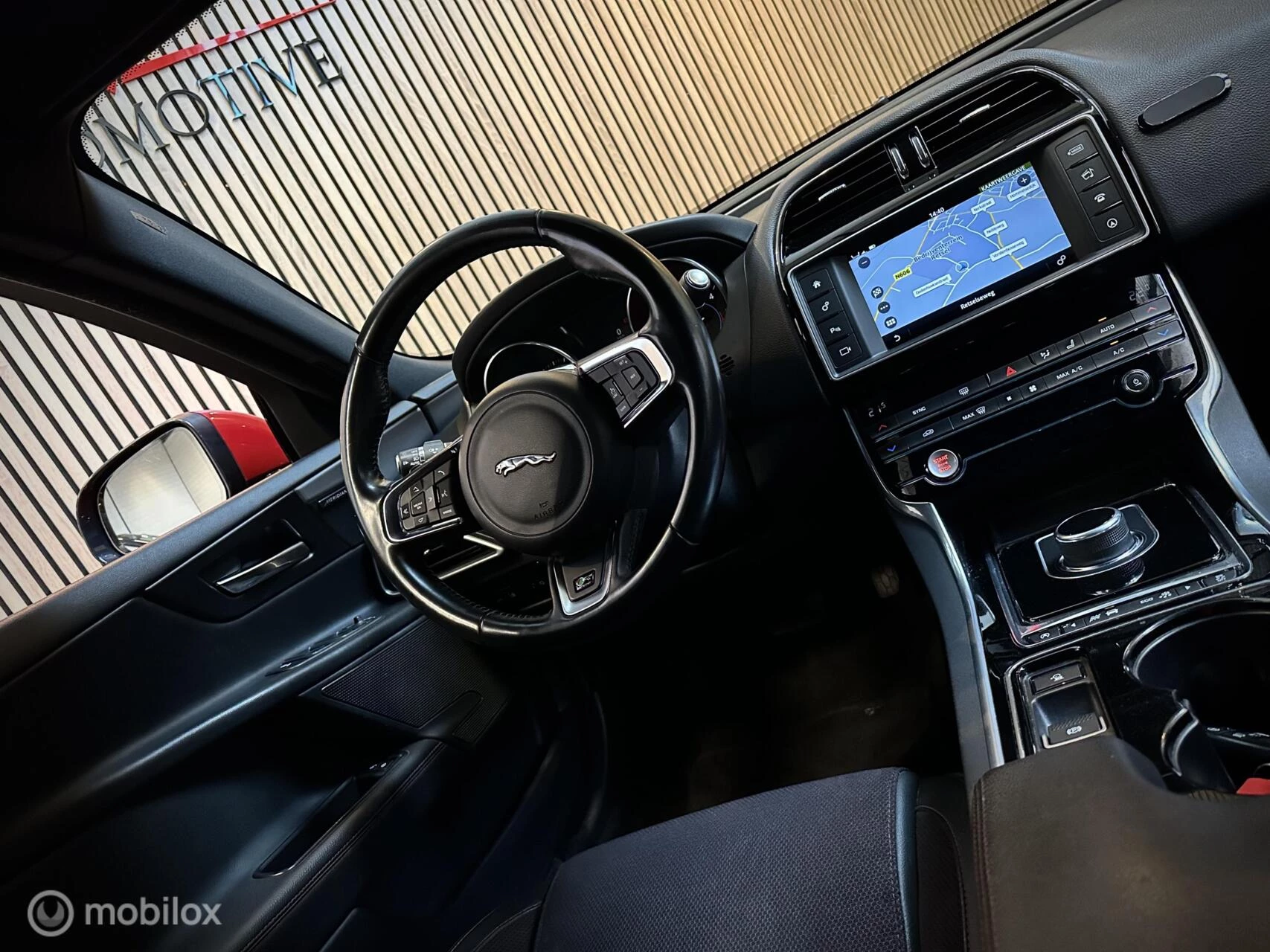 Hoofdafbeelding Jaguar XE