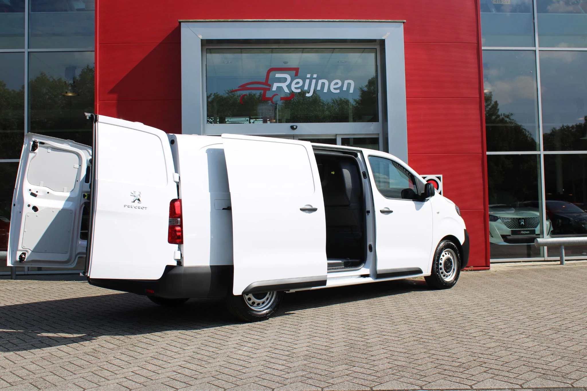 Hoofdafbeelding Peugeot e-Expert