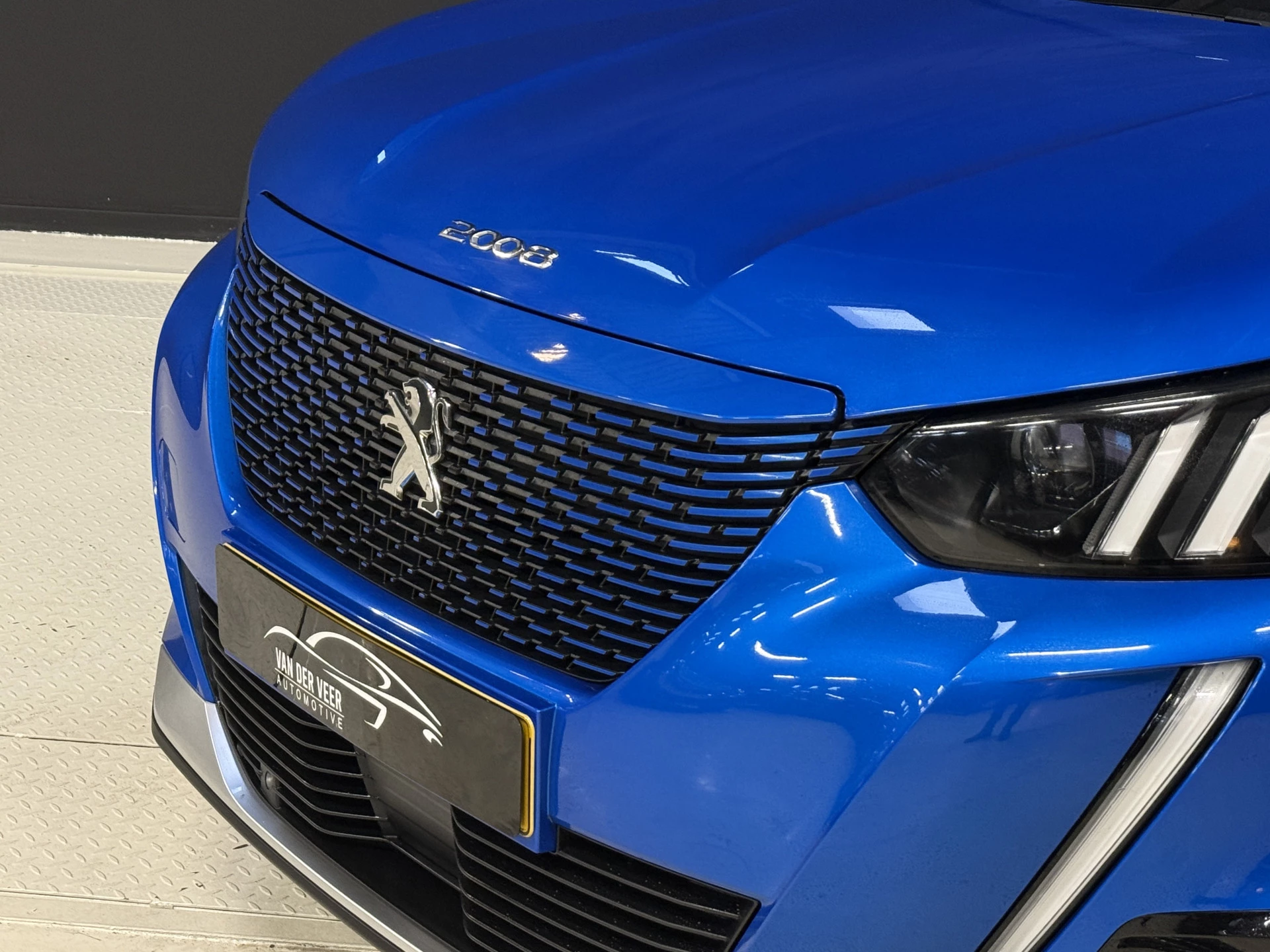 Hoofdafbeelding Peugeot e-2008