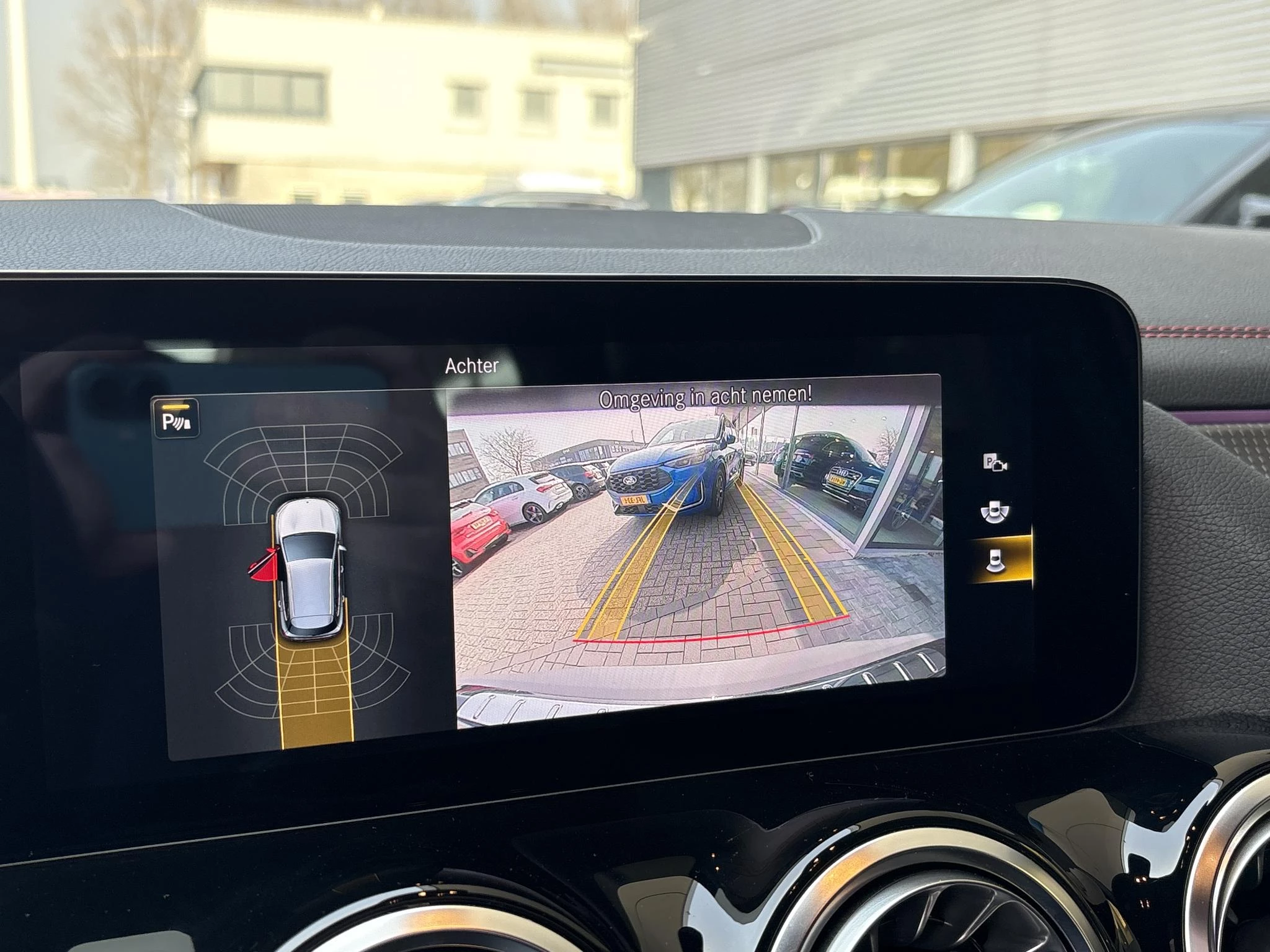 Hoofdafbeelding Mercedes-Benz EQA