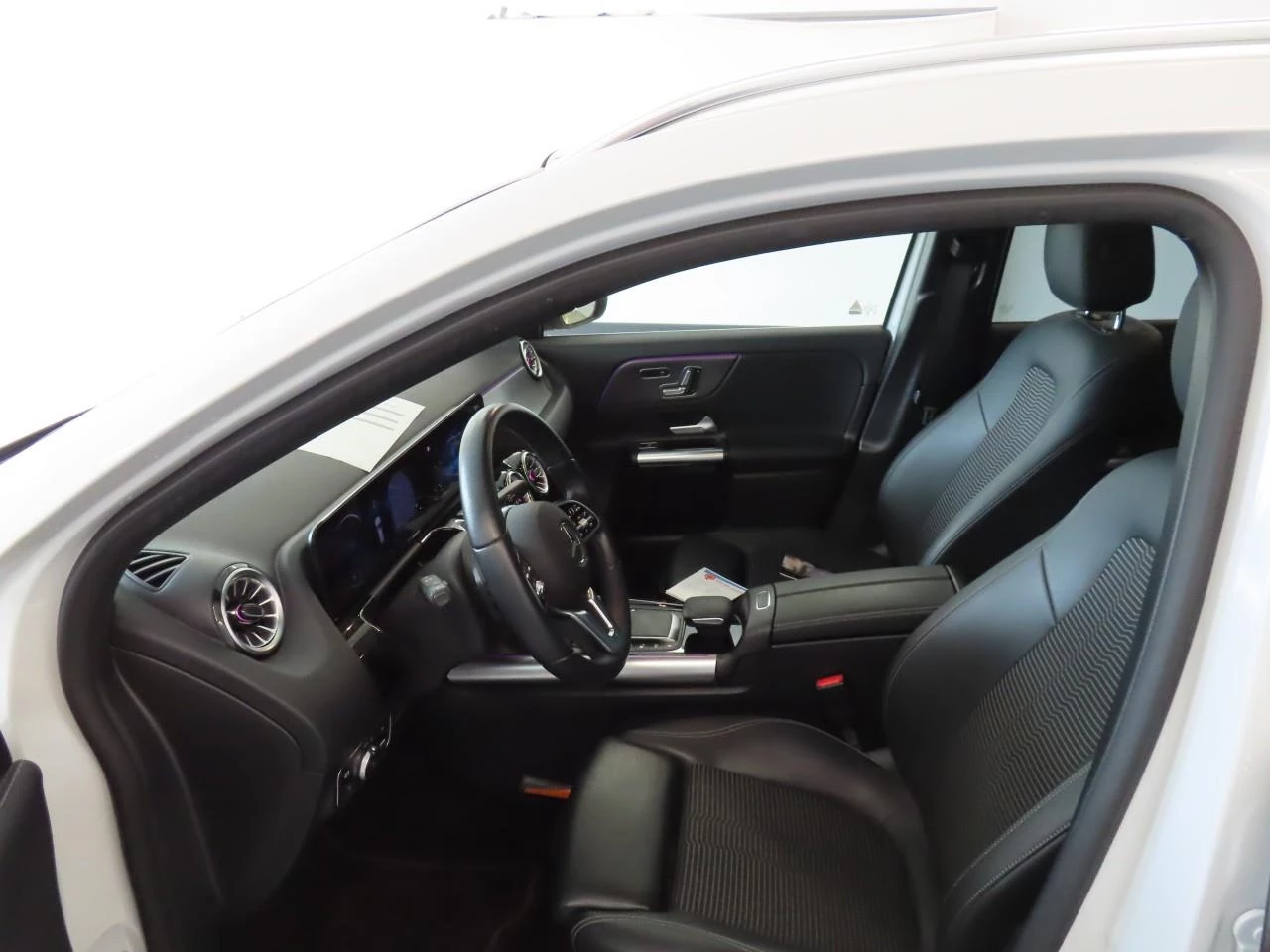 Hoofdafbeelding Mercedes-Benz EQA