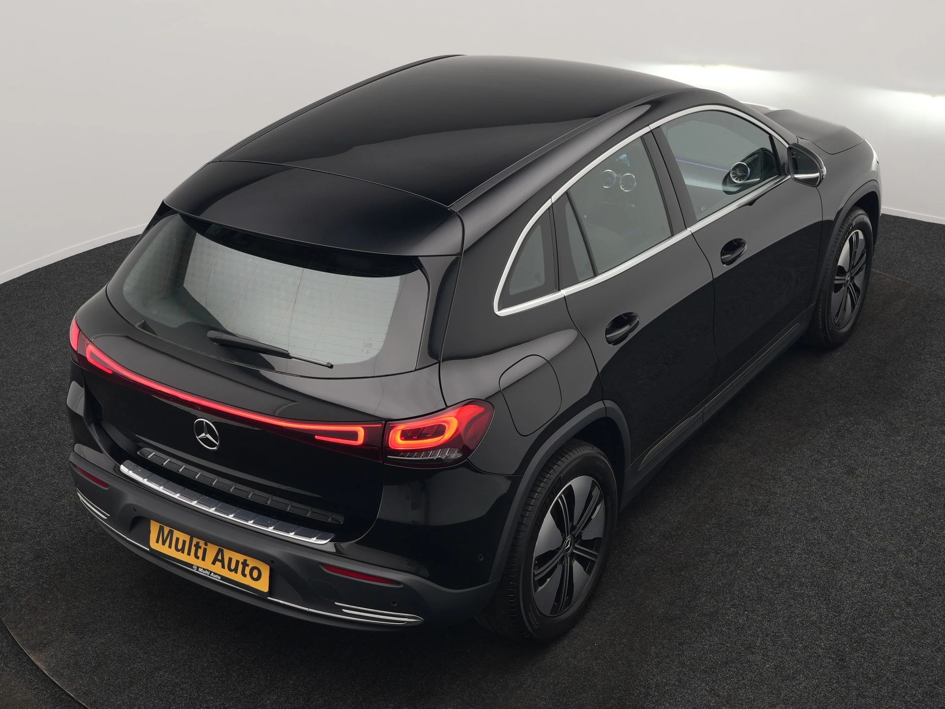 Hoofdafbeelding Mercedes-Benz EQA