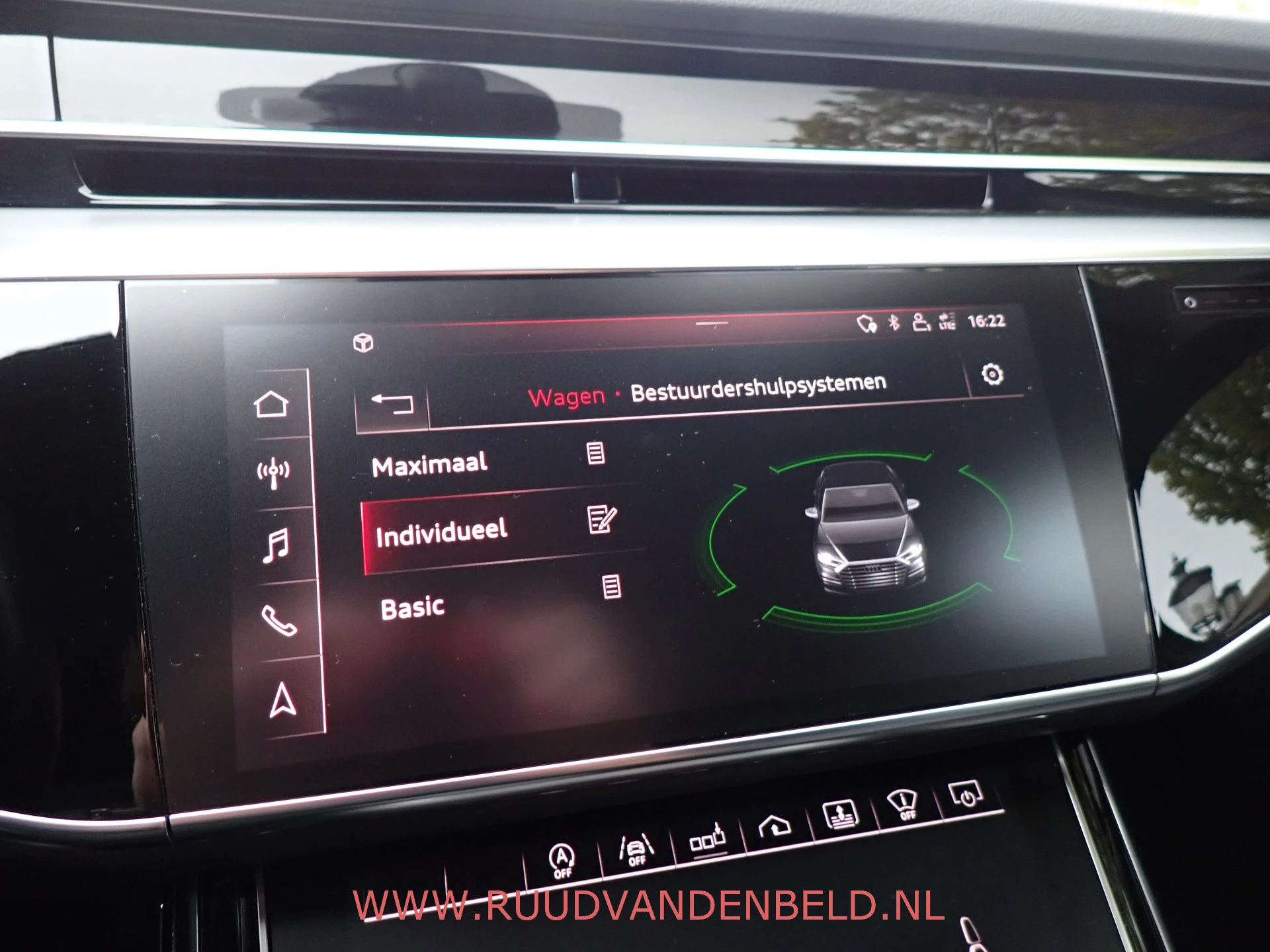 Hoofdafbeelding Audi A8