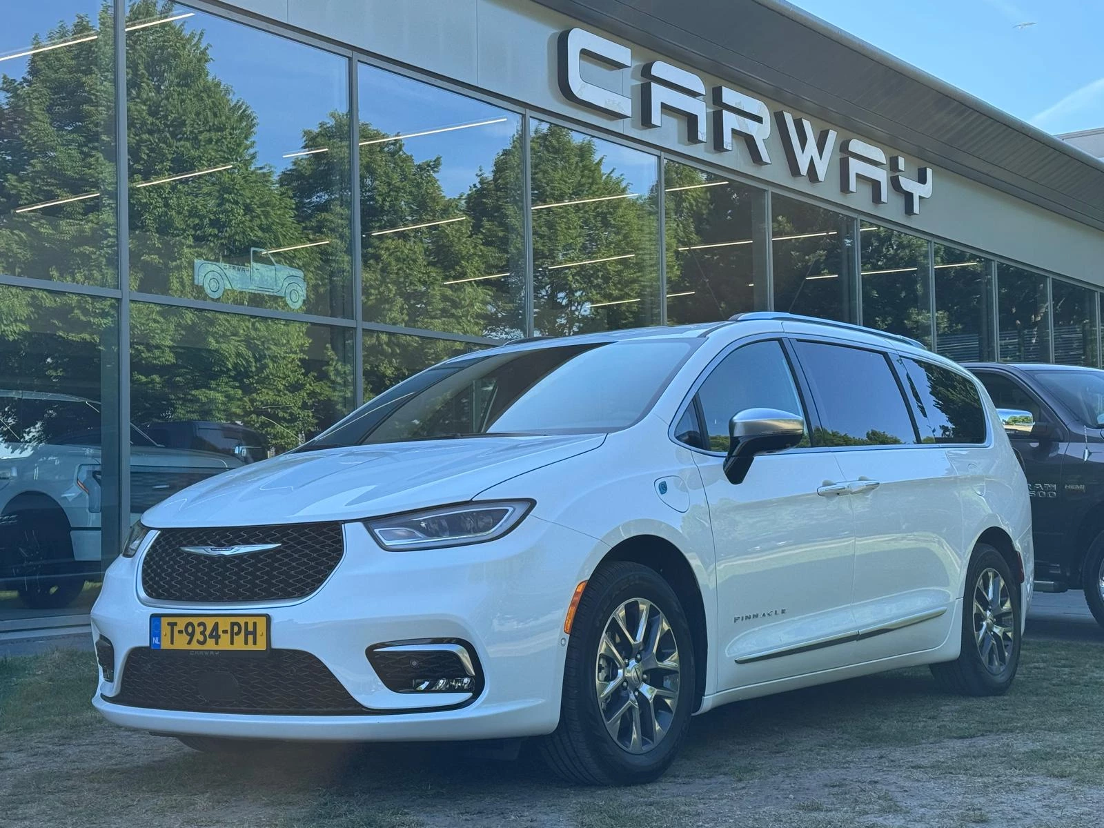 Hoofdafbeelding Chrysler Pacifica