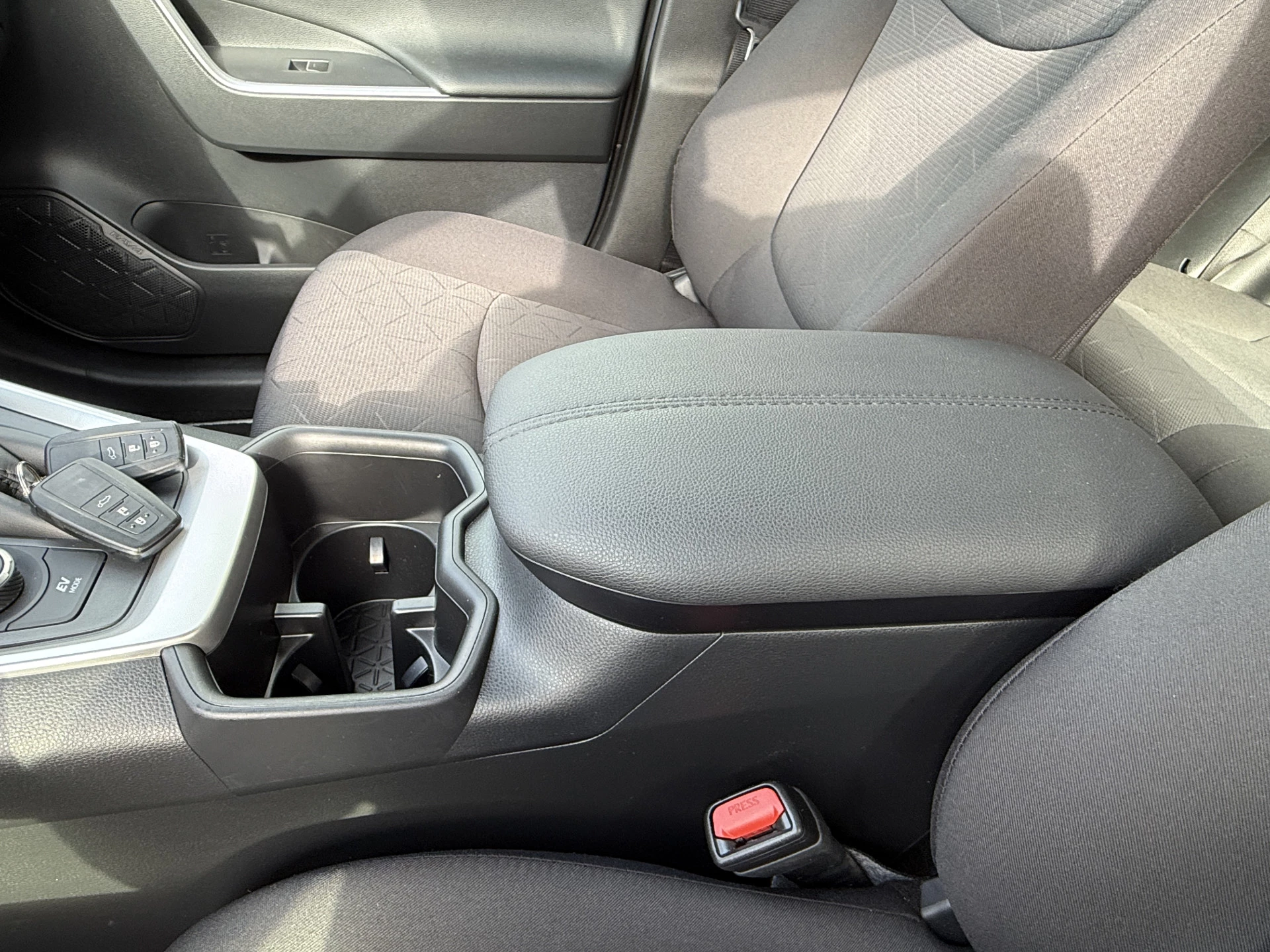 Hoofdafbeelding Toyota RAV4