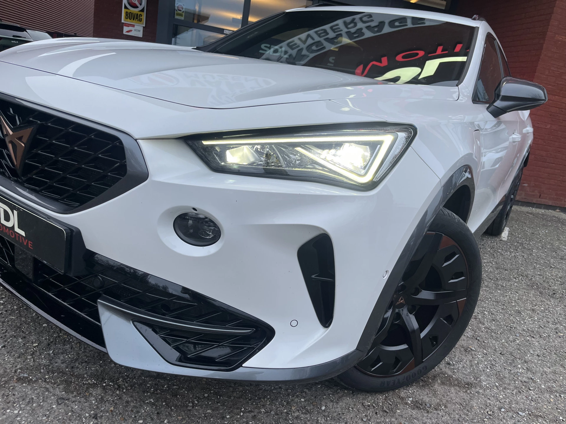 Hoofdafbeelding CUPRA Formentor
