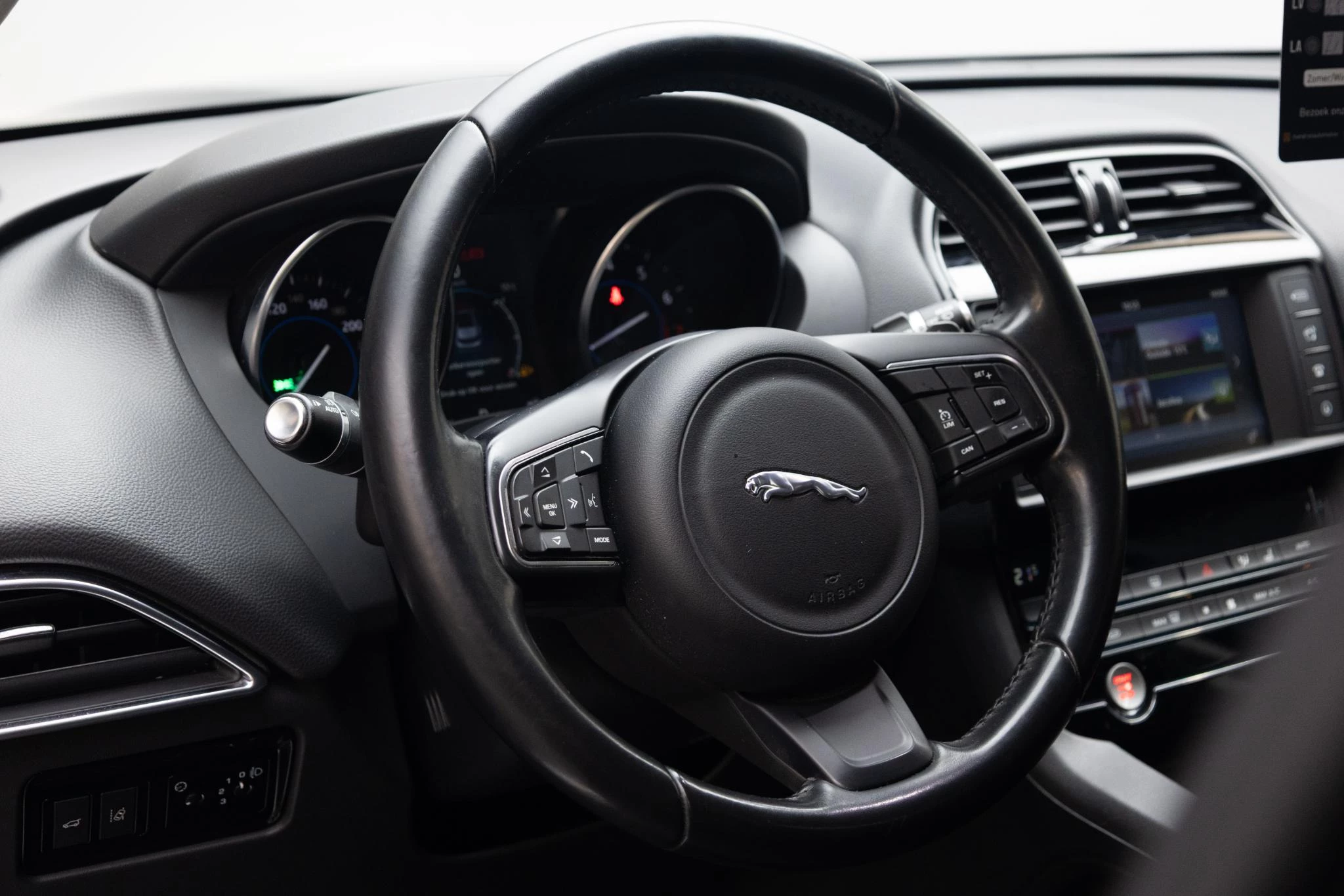 Hoofdafbeelding Jaguar F-PACE