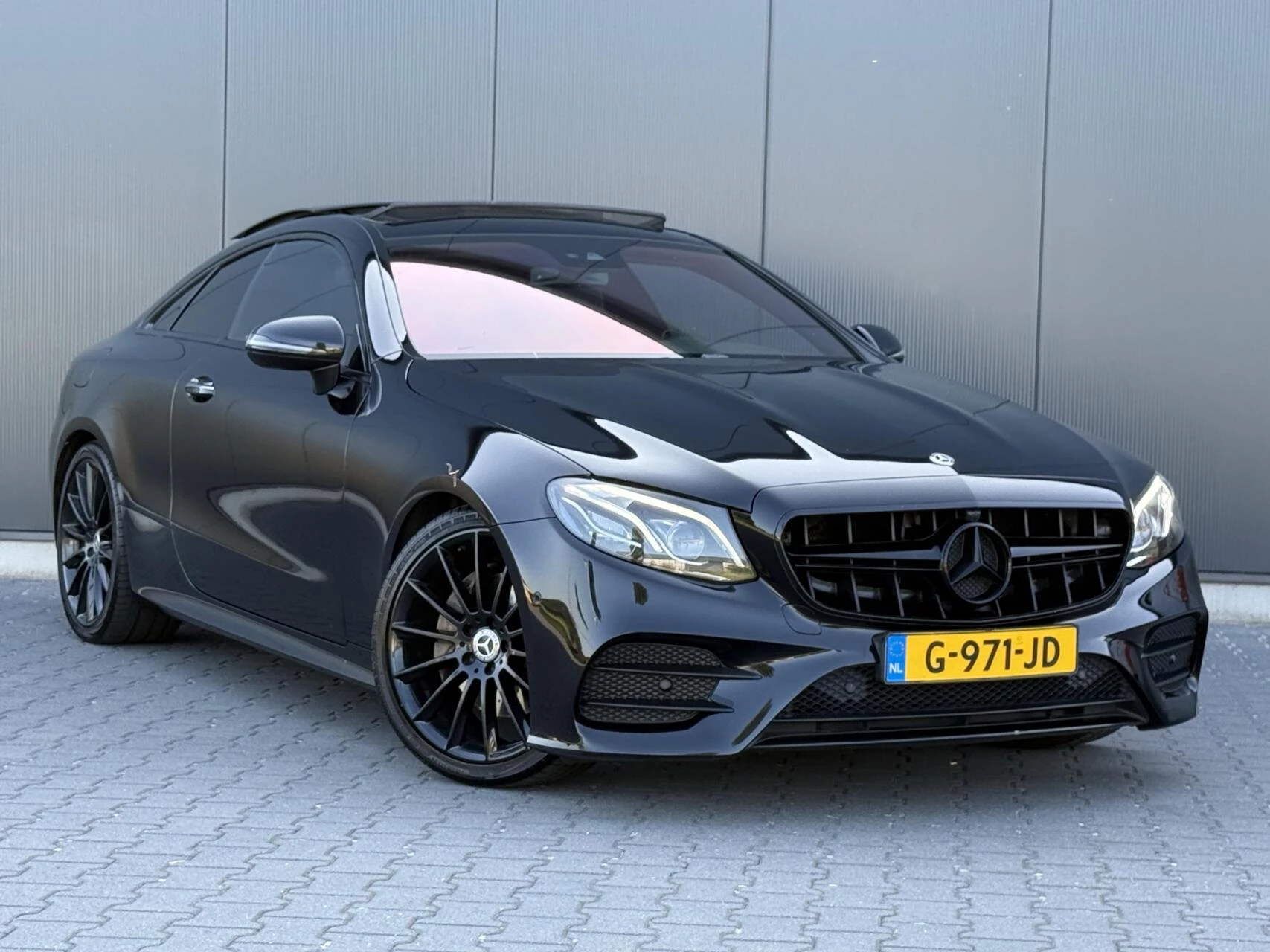 Hoofdafbeelding Mercedes-Benz E-Klasse