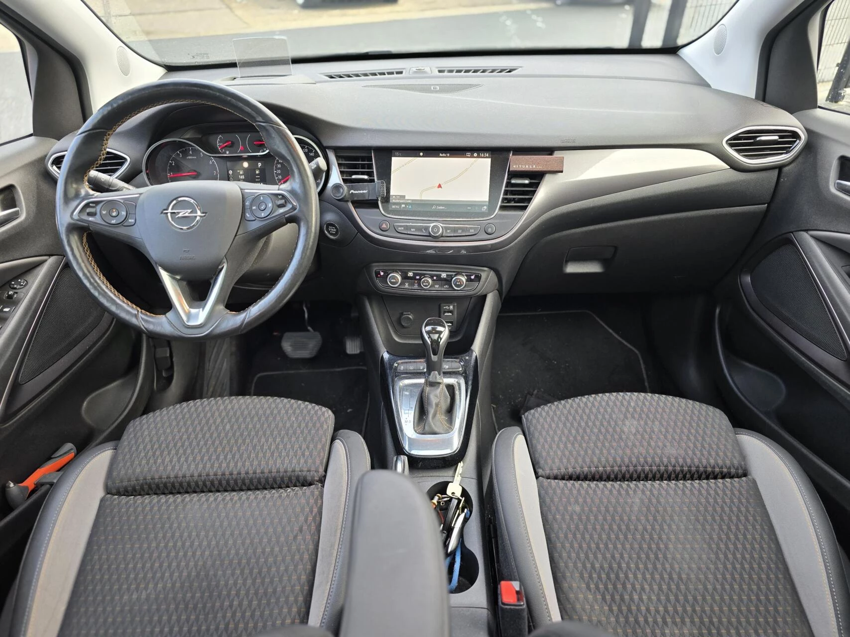 Hoofdafbeelding Opel Crossland X