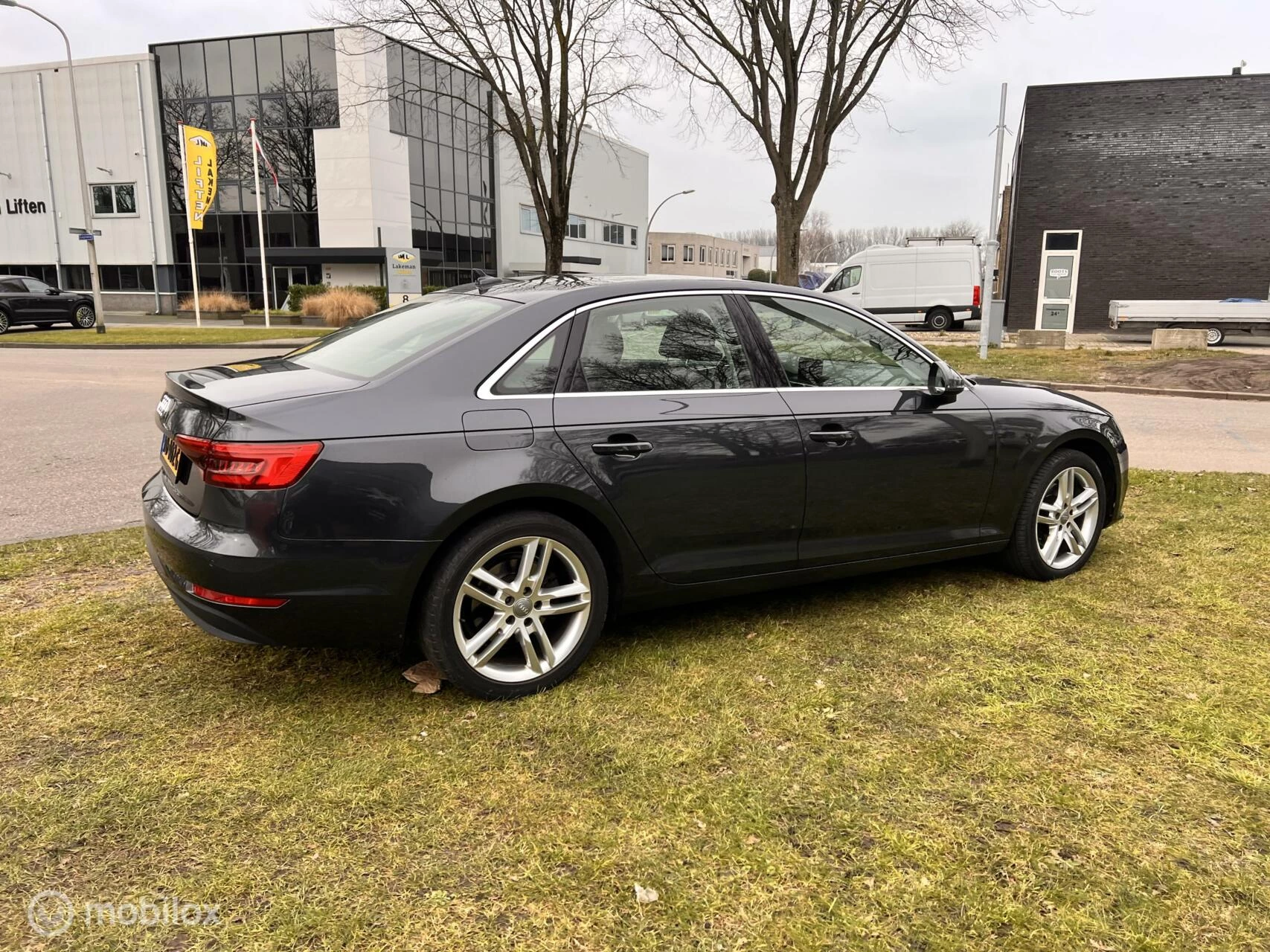 Hoofdafbeelding Audi A4