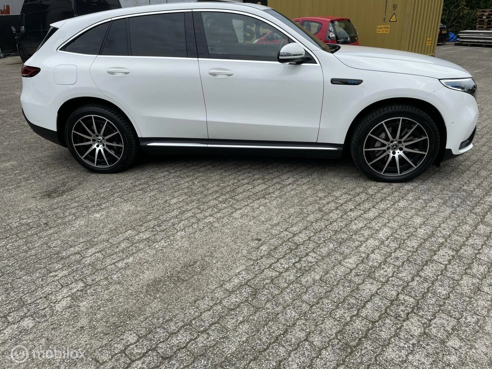 Hoofdafbeelding Mercedes-Benz EQC