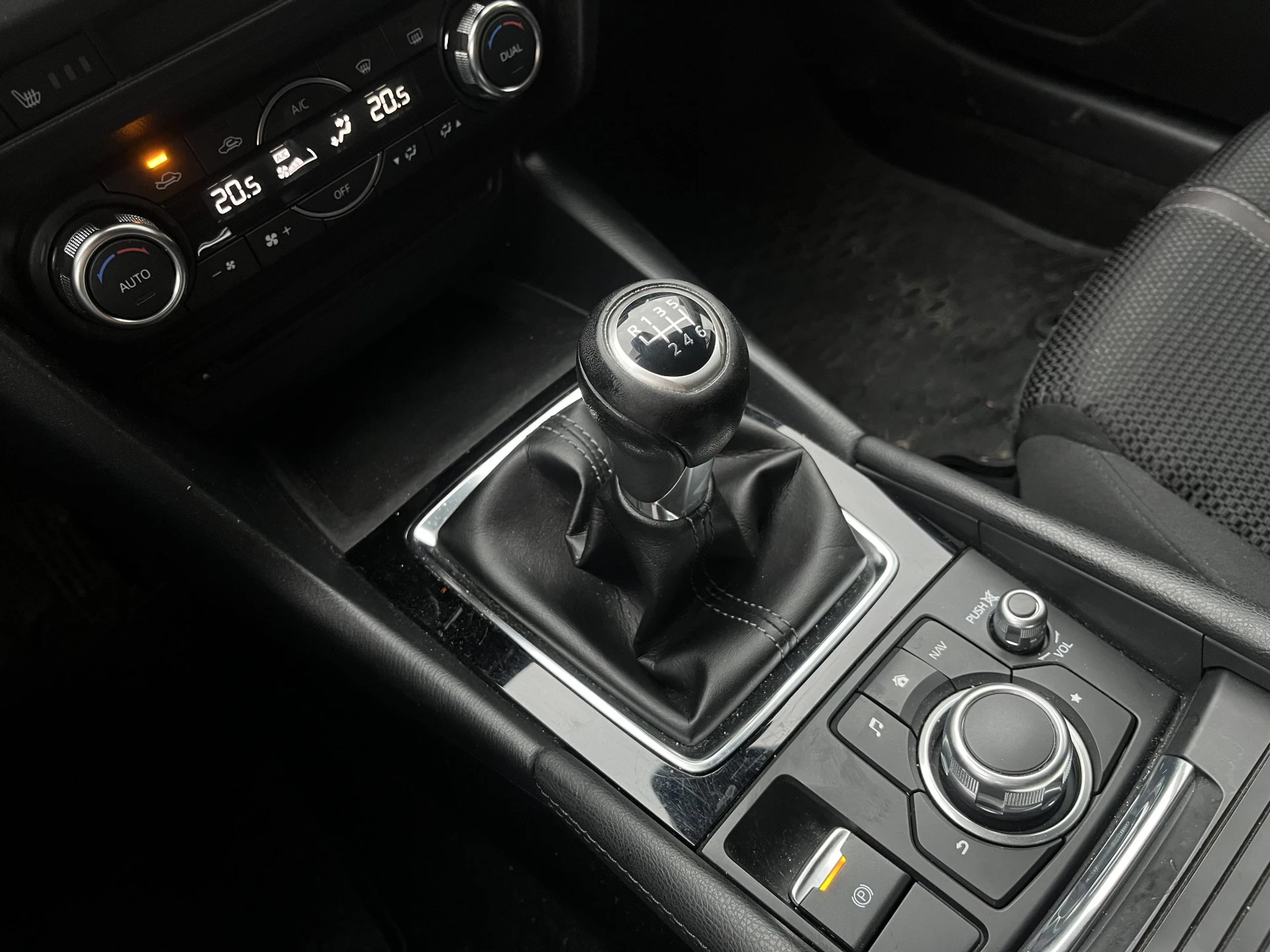 Hoofdafbeelding Mazda 3