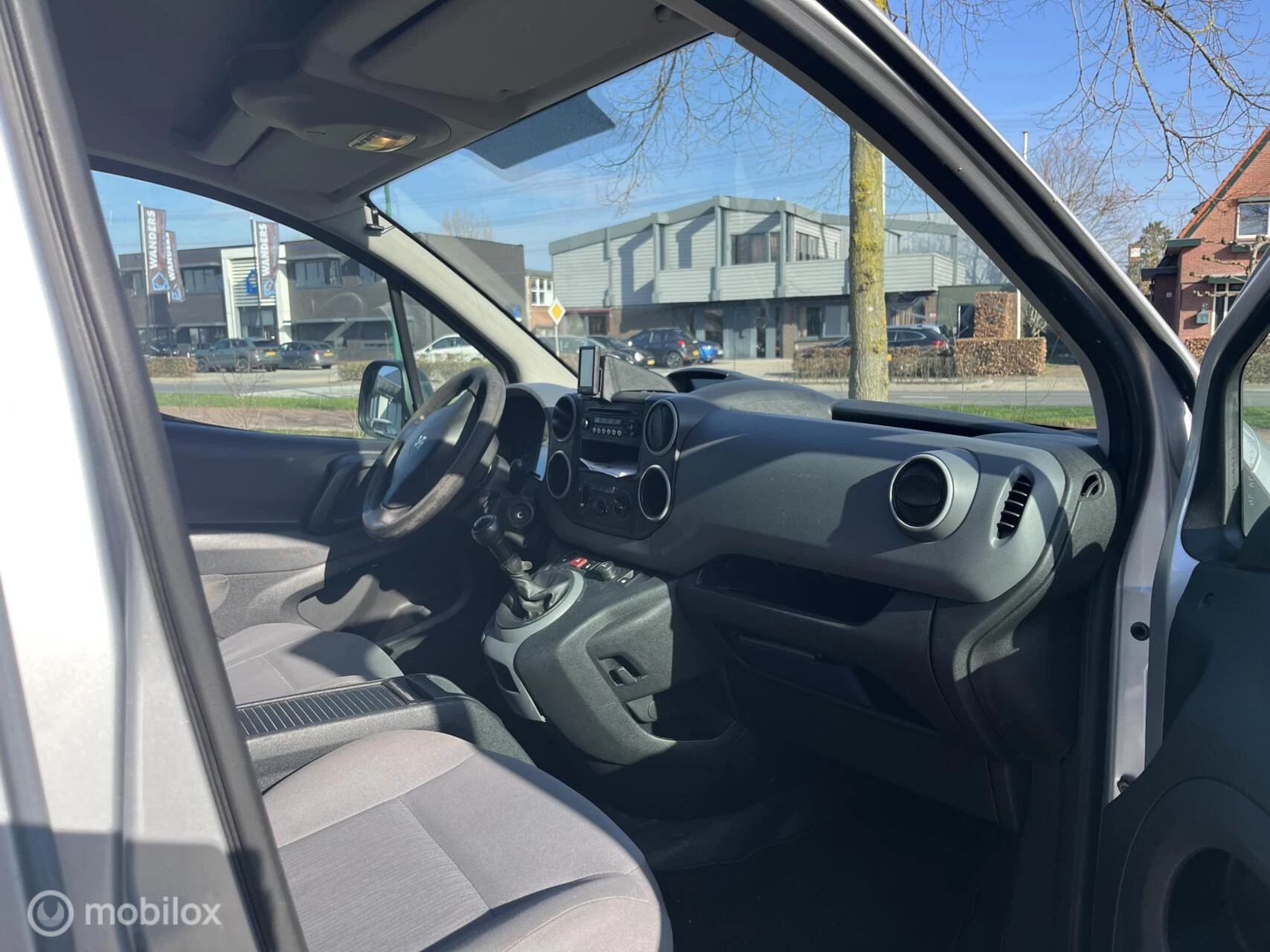 Hoofdafbeelding Peugeot Partner