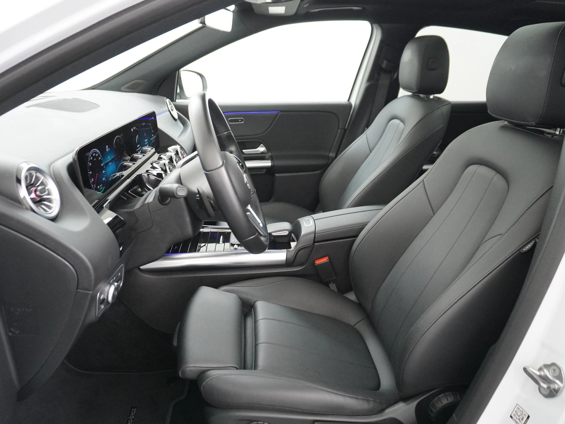 Hoofdafbeelding Mercedes-Benz EQA