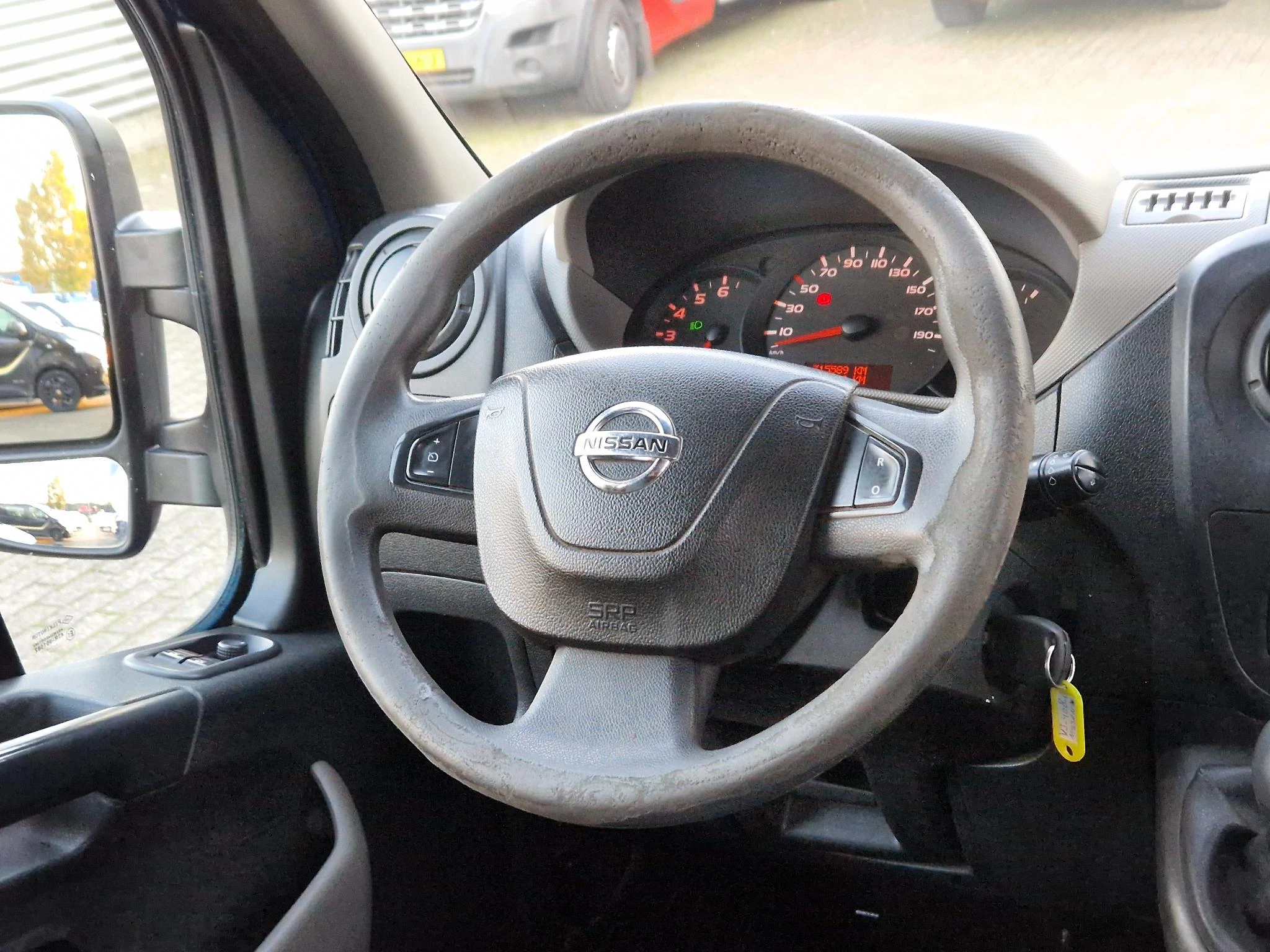 Hoofdafbeelding Nissan NV400