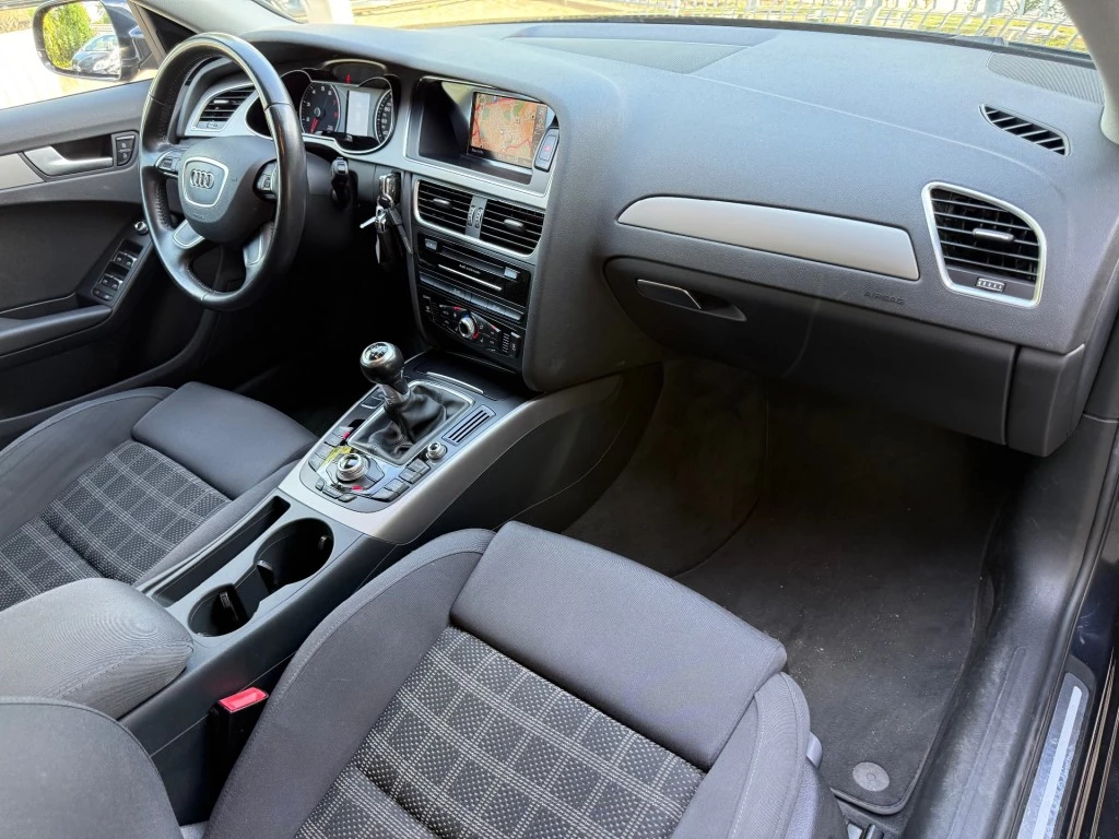 Hoofdafbeelding Audi A4