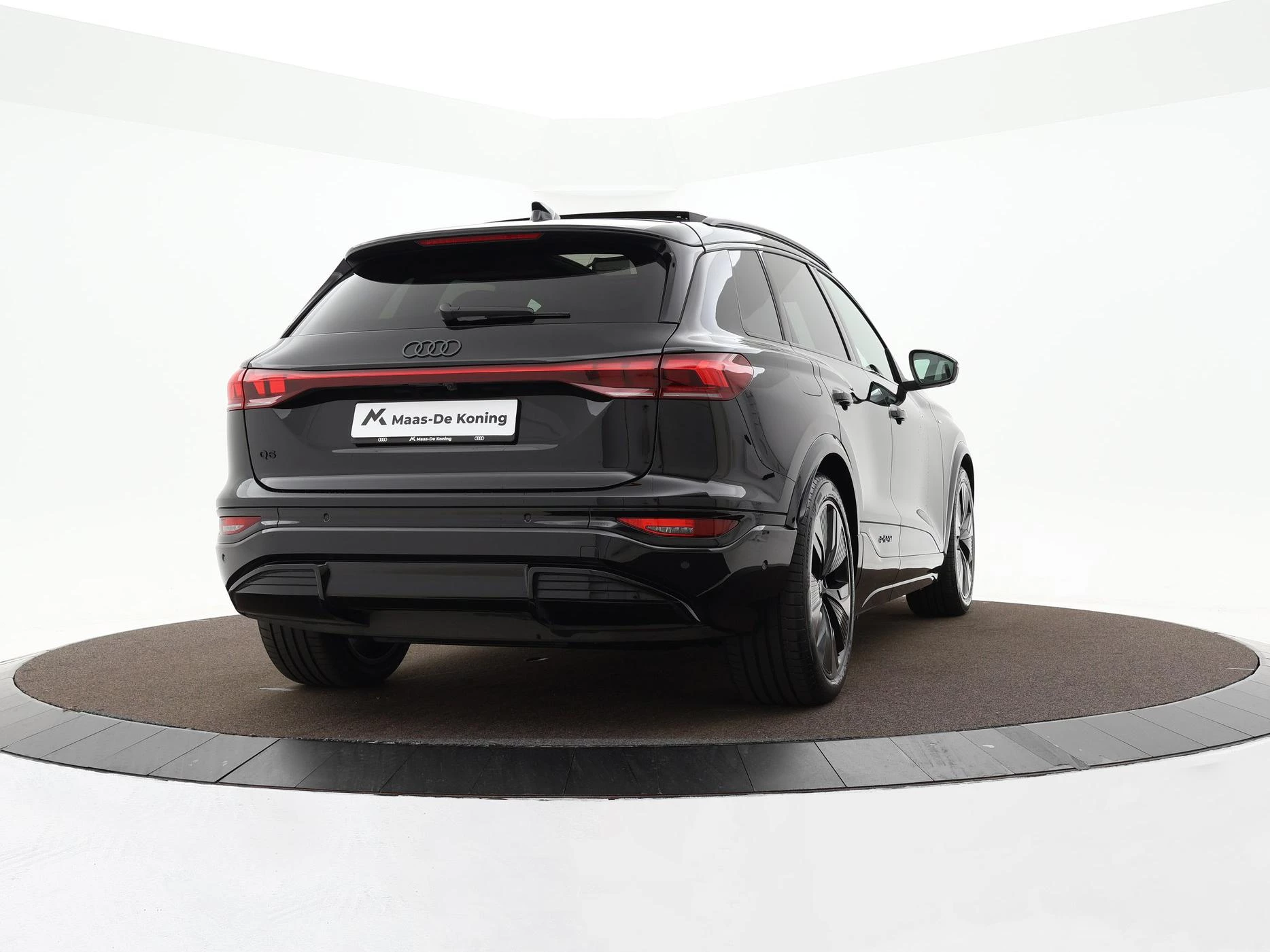 Hoofdafbeelding Audi Q6 e-tron