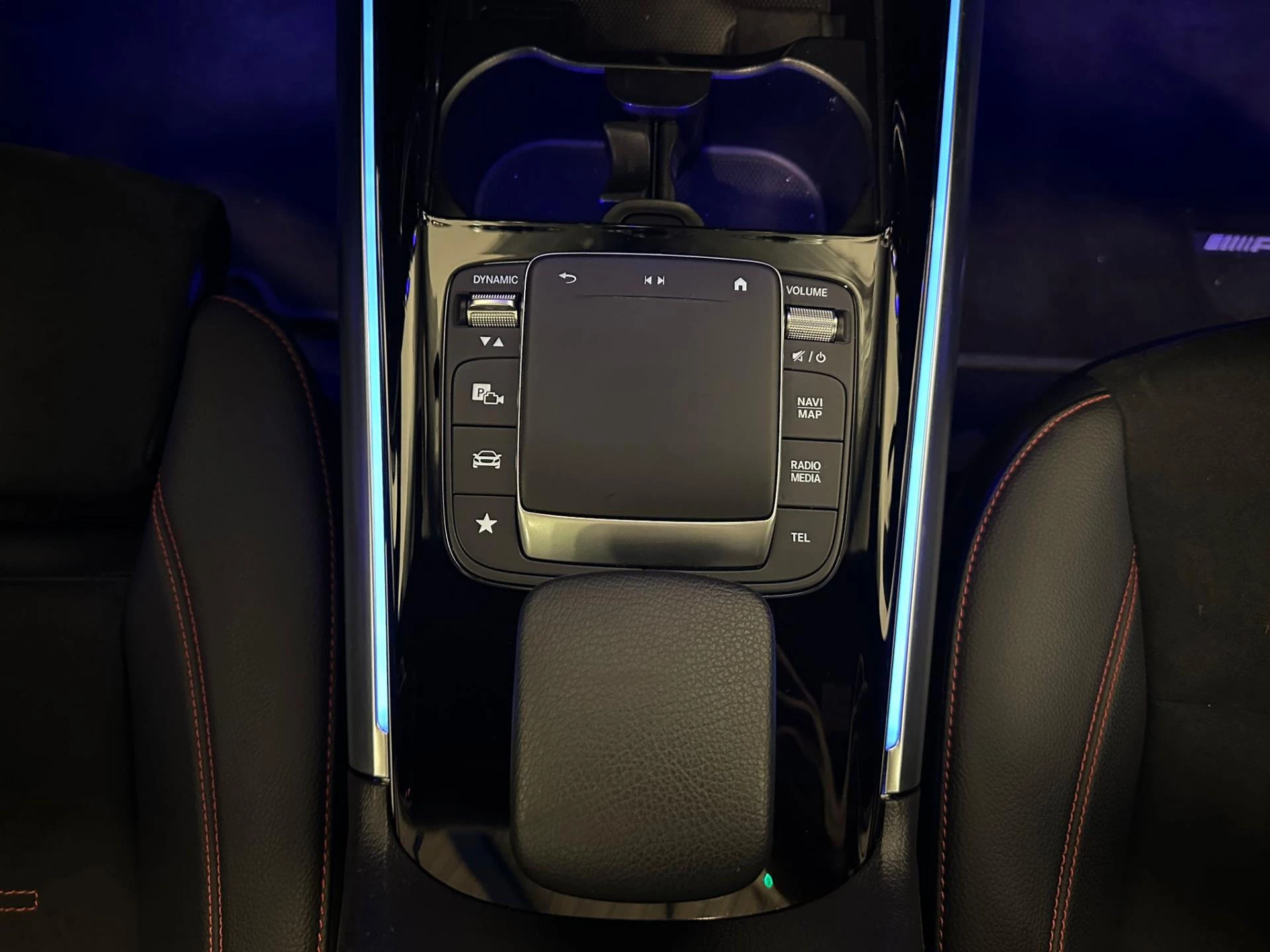 Hoofdafbeelding Mercedes-Benz EQA