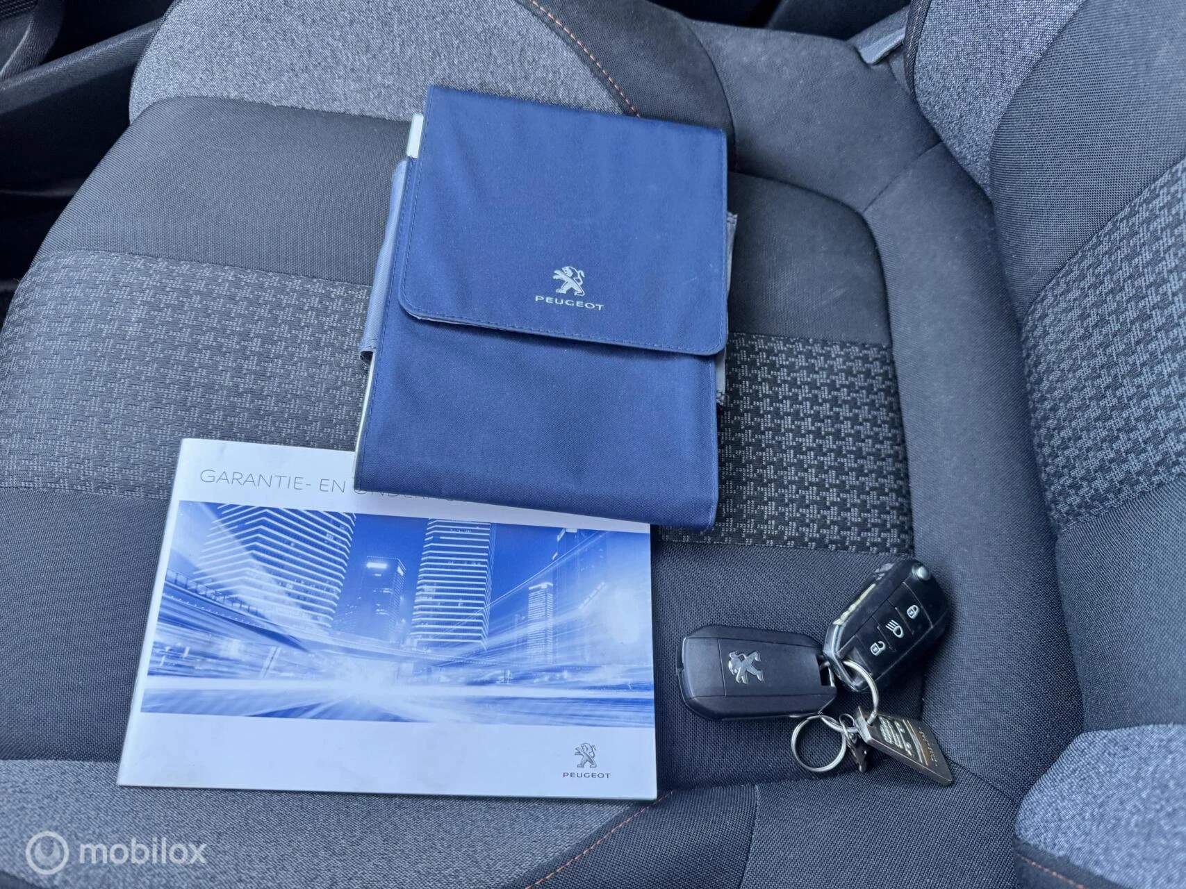 Hoofdafbeelding Peugeot 5008