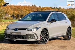 Volkswagen Golf 8 GTE Pano Black style IQ light 19 inch (BTW)