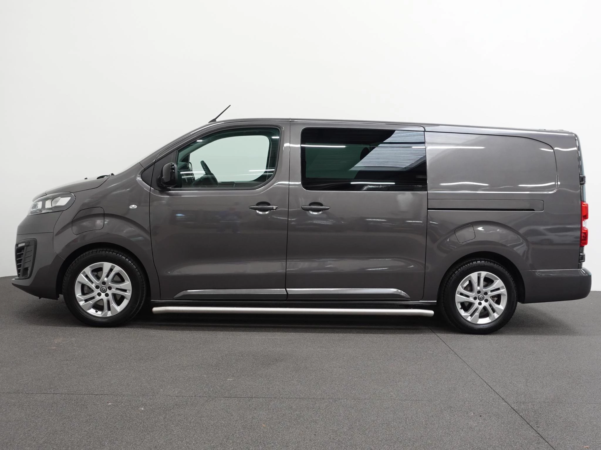 Hoofdafbeelding Opel Vivaro-e