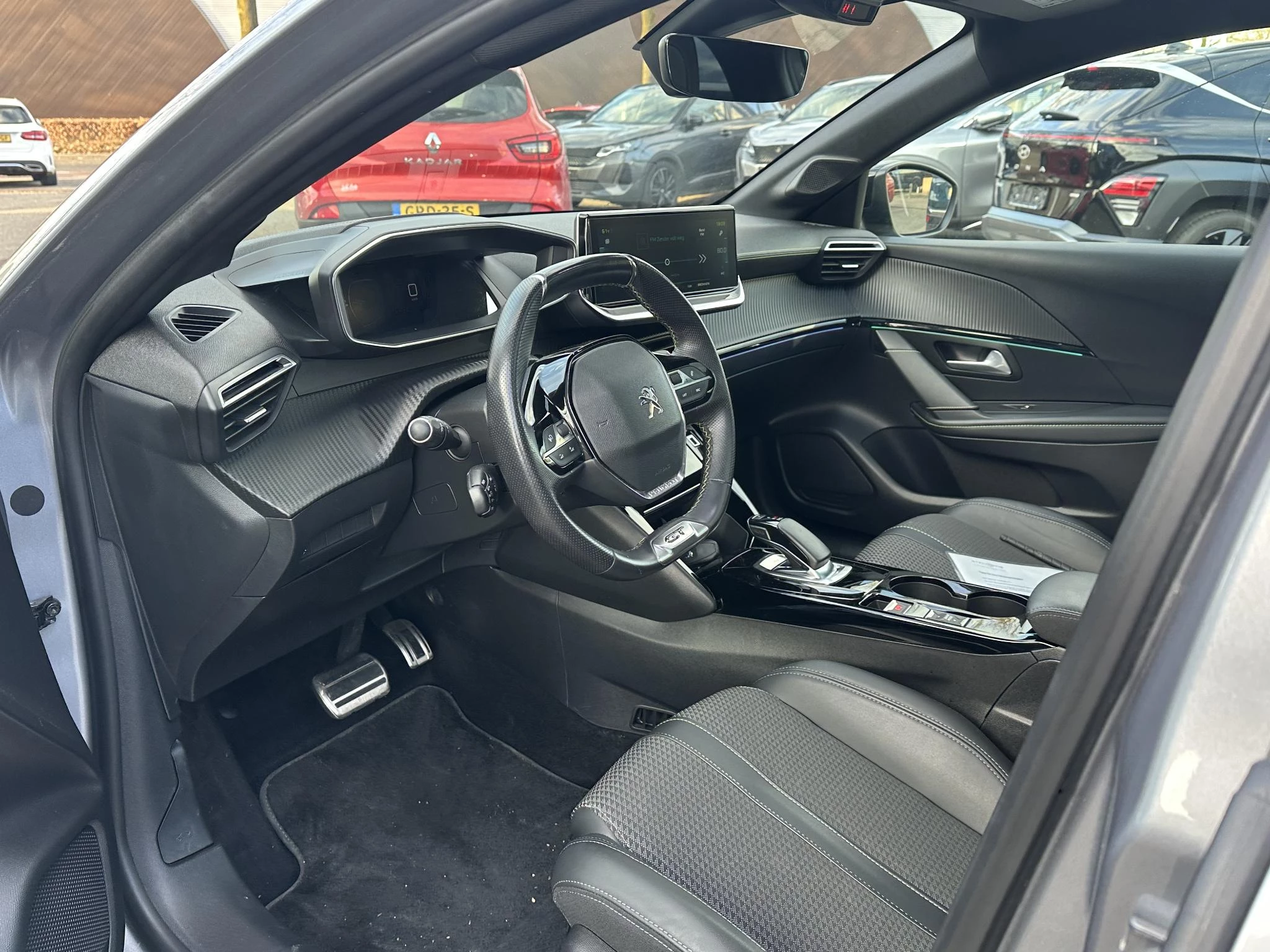 Hoofdafbeelding Peugeot e-208