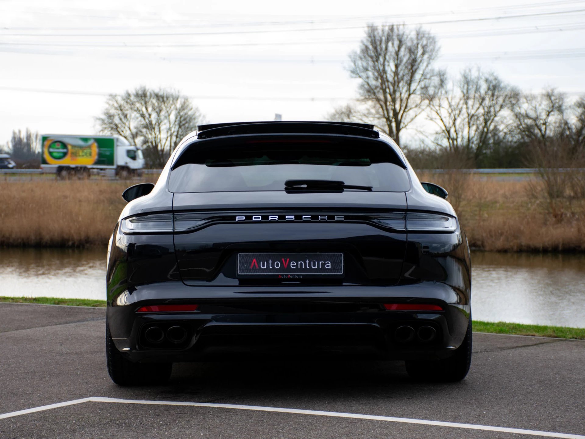 Hoofdafbeelding Porsche Panamera