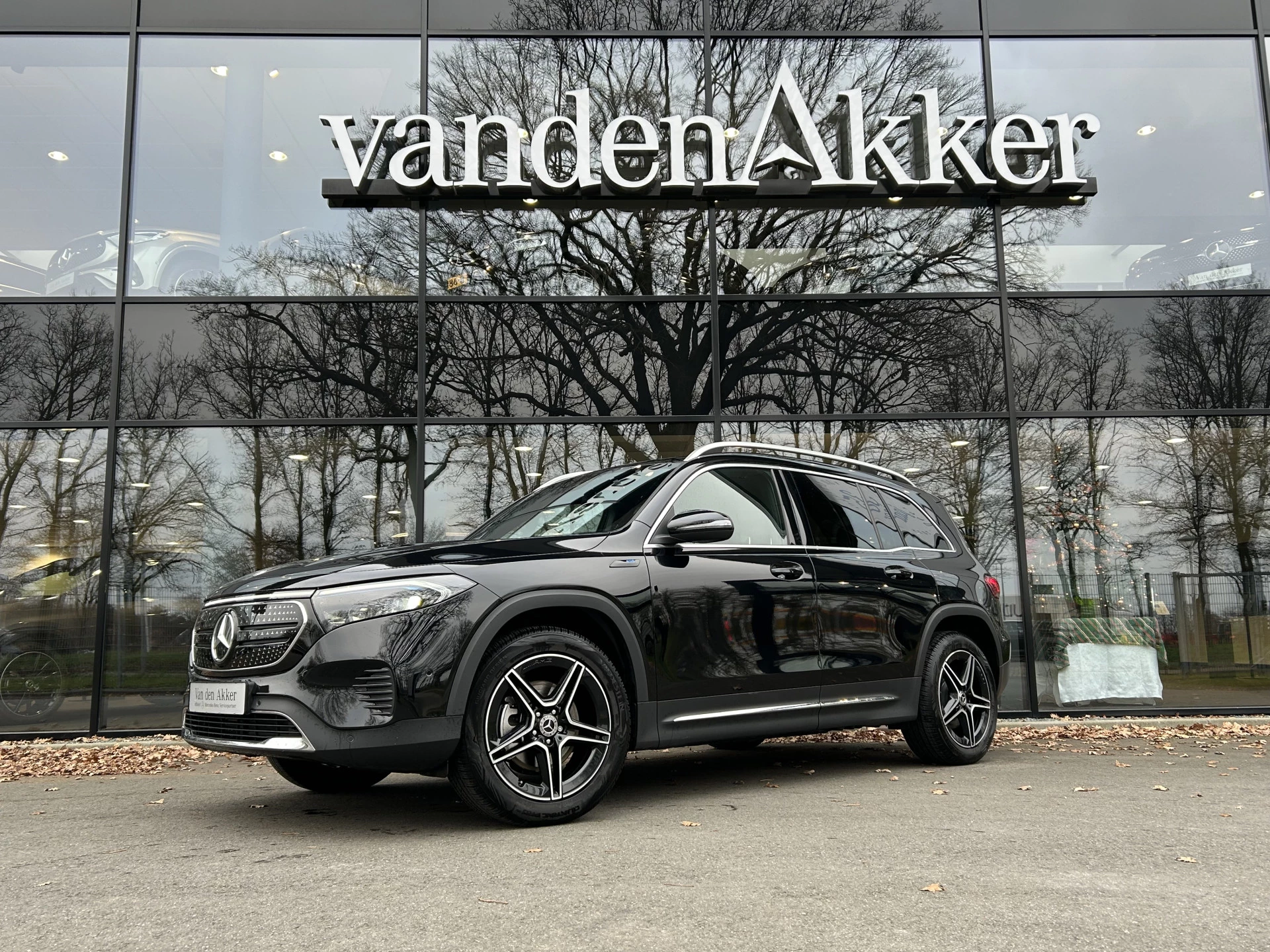 Hoofdafbeelding Mercedes-Benz EQB