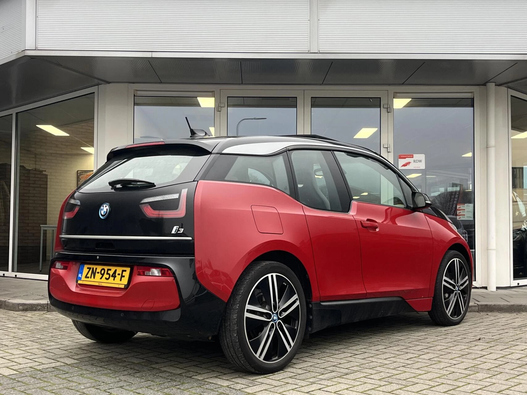 Hoofdafbeelding BMW i3