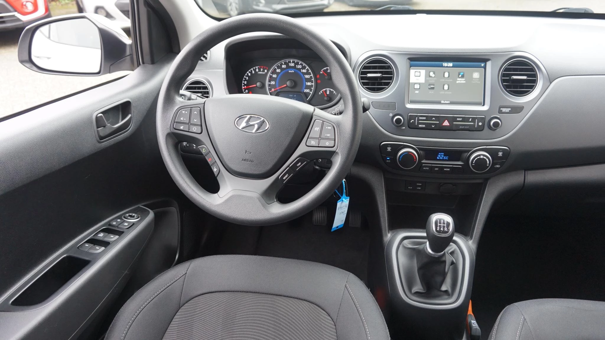 Hoofdafbeelding Hyundai i10