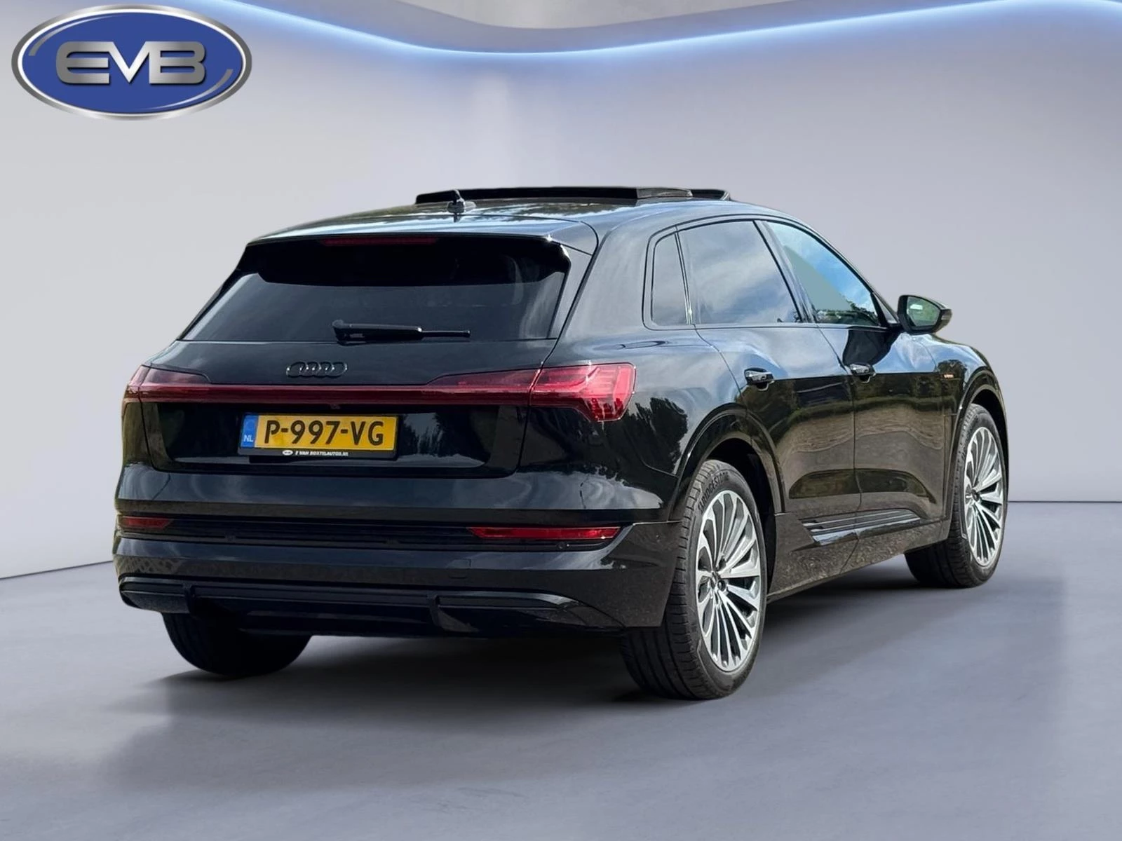 Hoofdafbeelding Audi e-tron