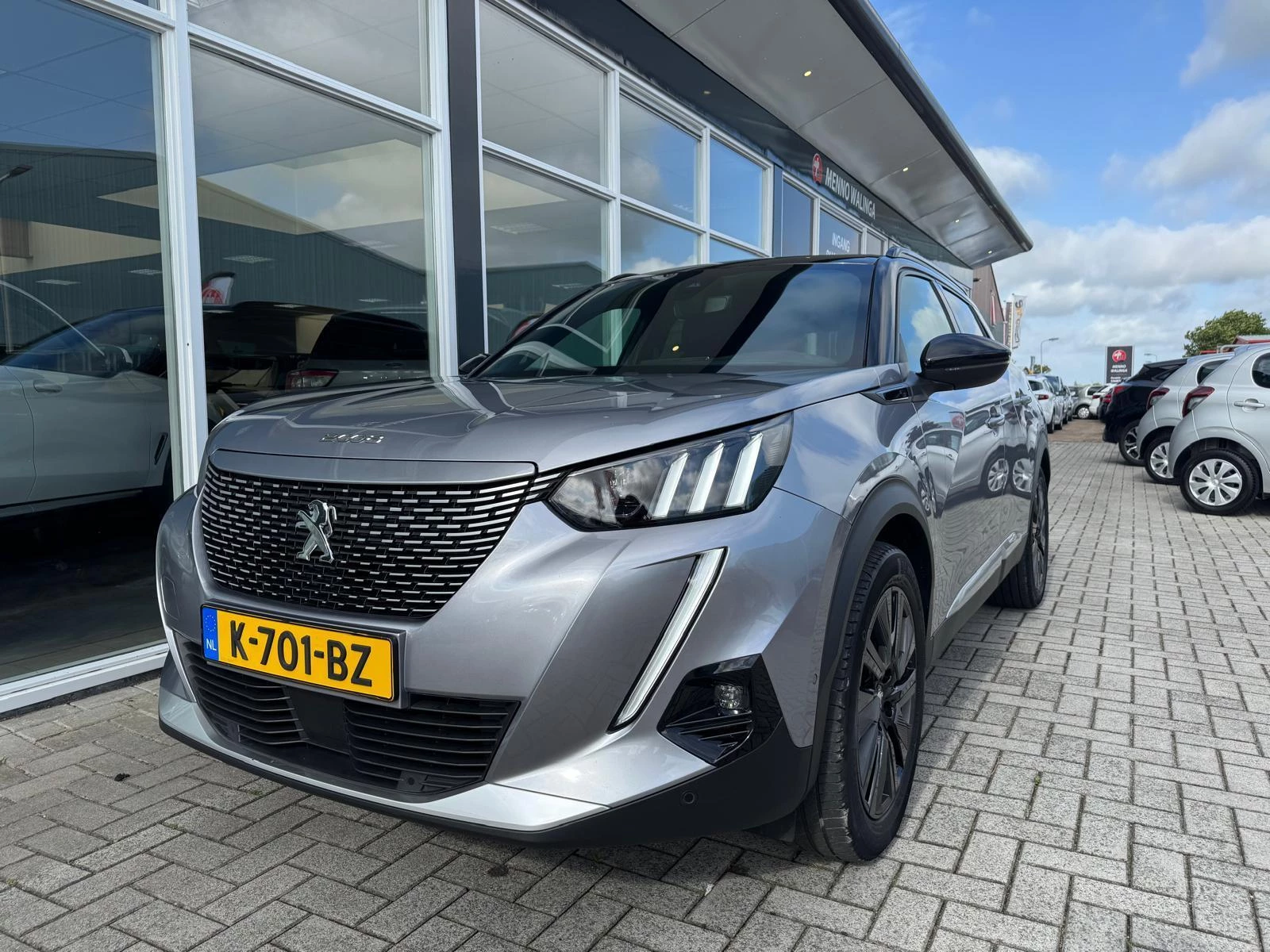 Hoofdafbeelding Peugeot e-2008