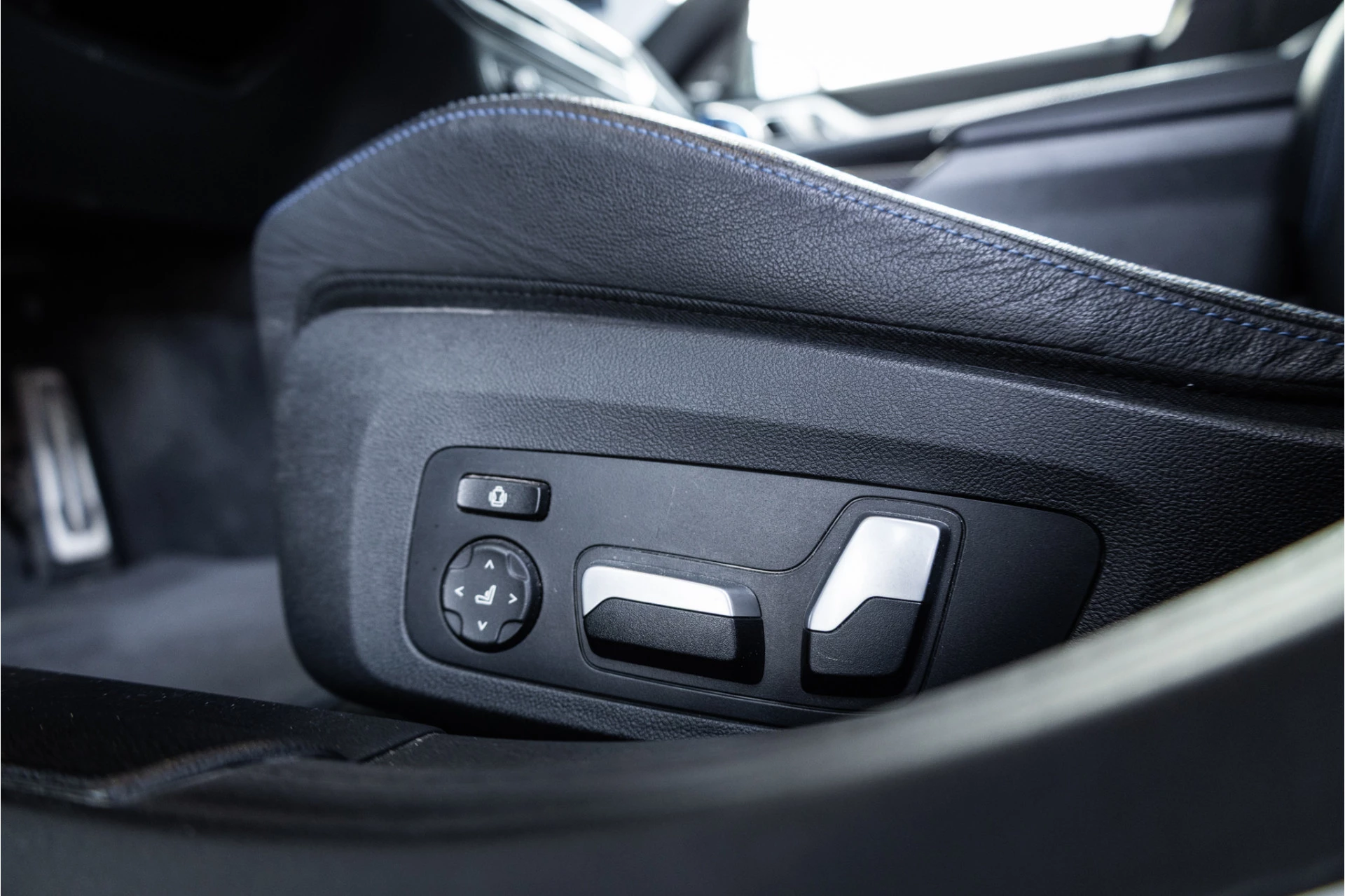 Hoofdafbeelding BMW i4