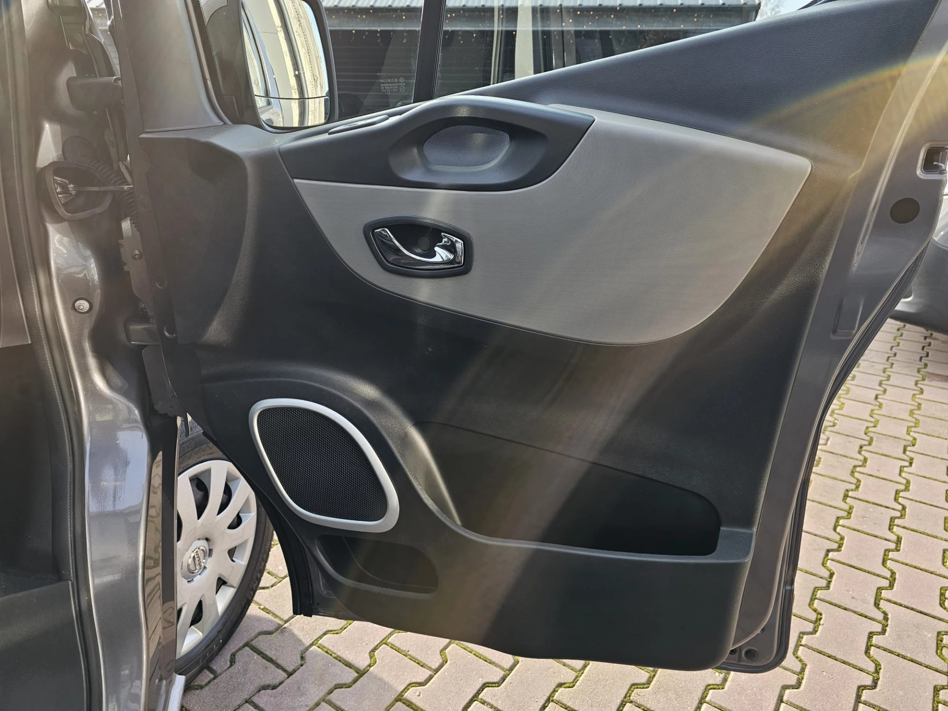 Hoofdafbeelding Nissan NV300