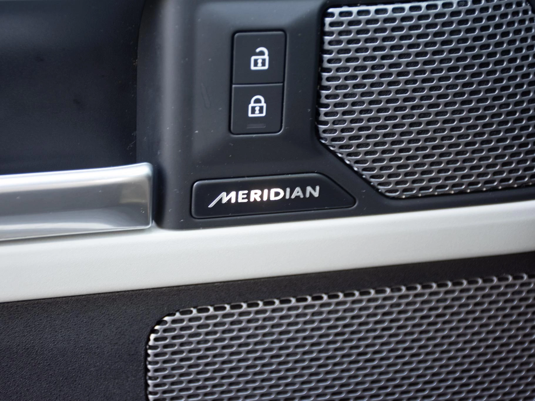 Hoofdafbeelding Land Rover Defender