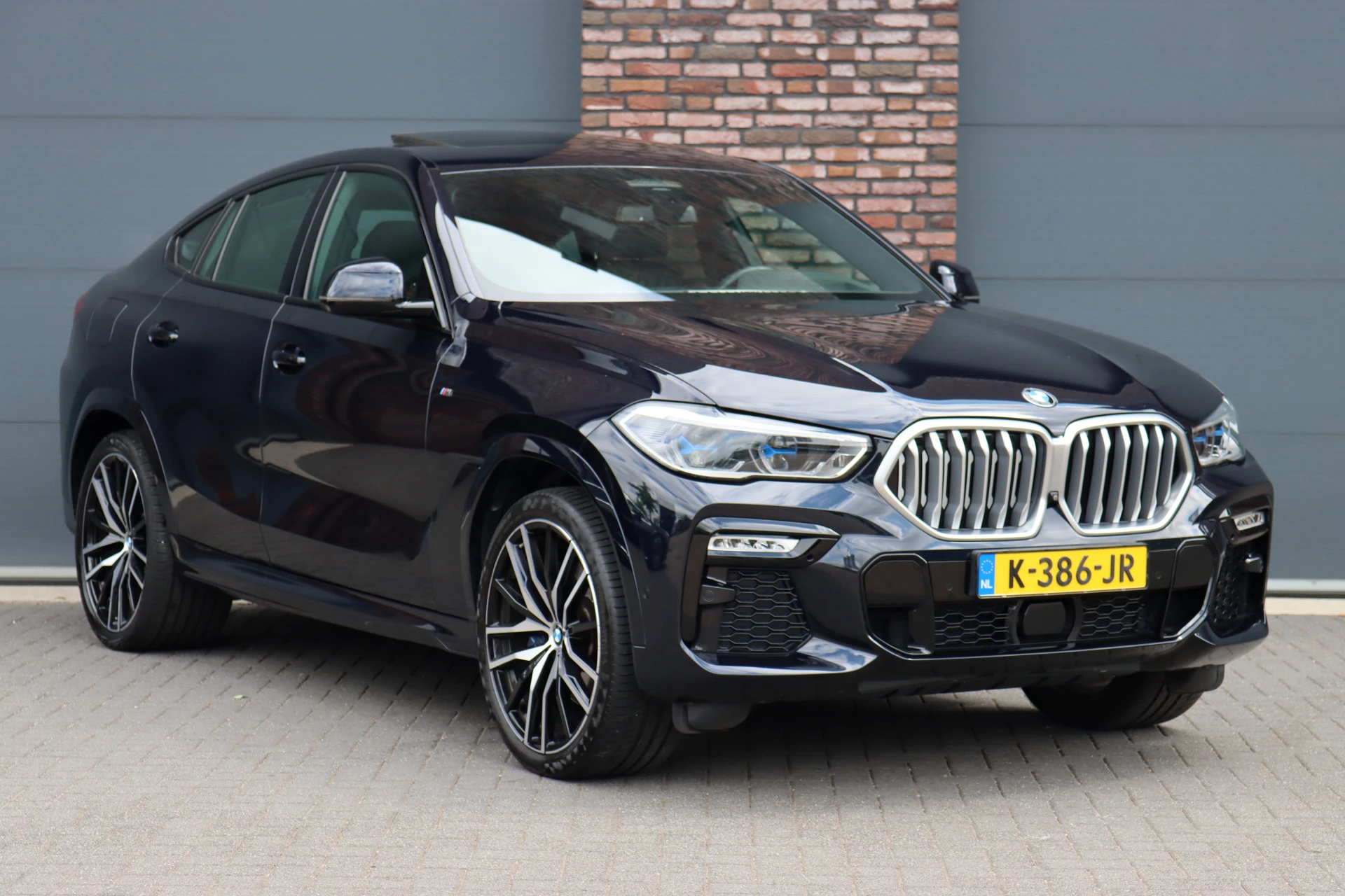 Hoofdafbeelding BMW X6