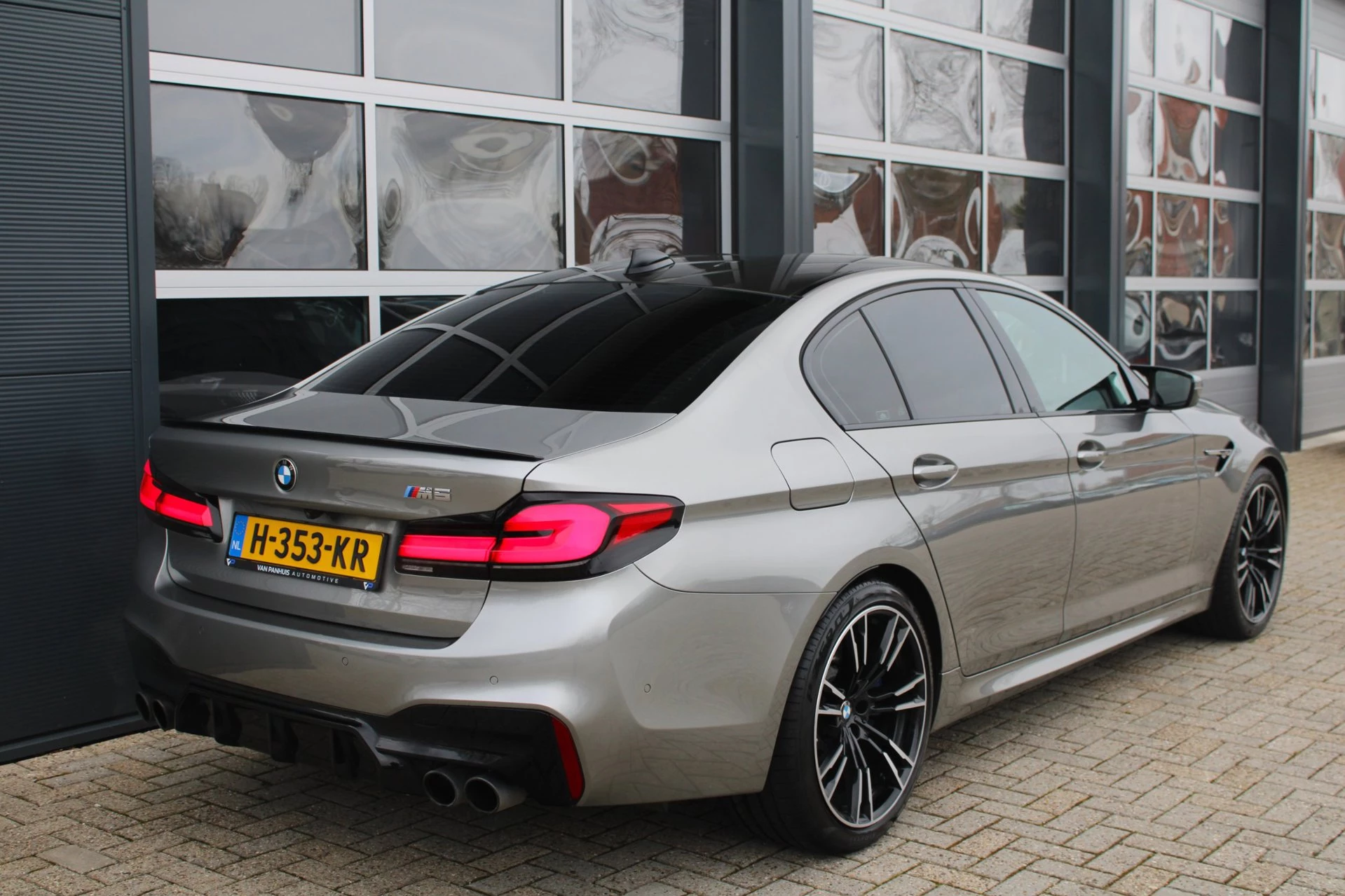 Hoofdafbeelding BMW M5