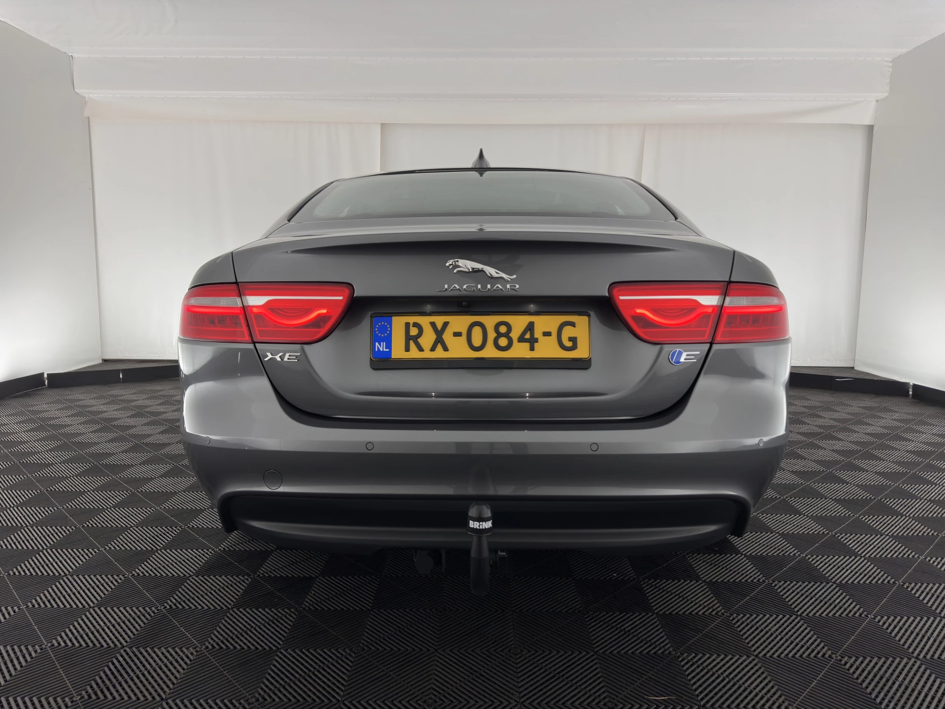 Hoofdafbeelding Jaguar XE