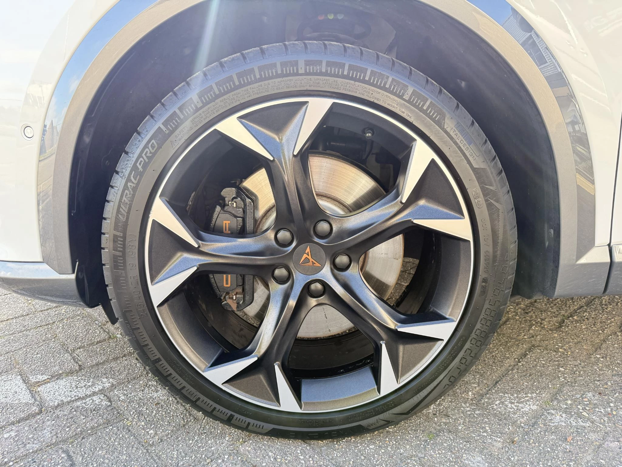Hoofdafbeelding CUPRA Formentor