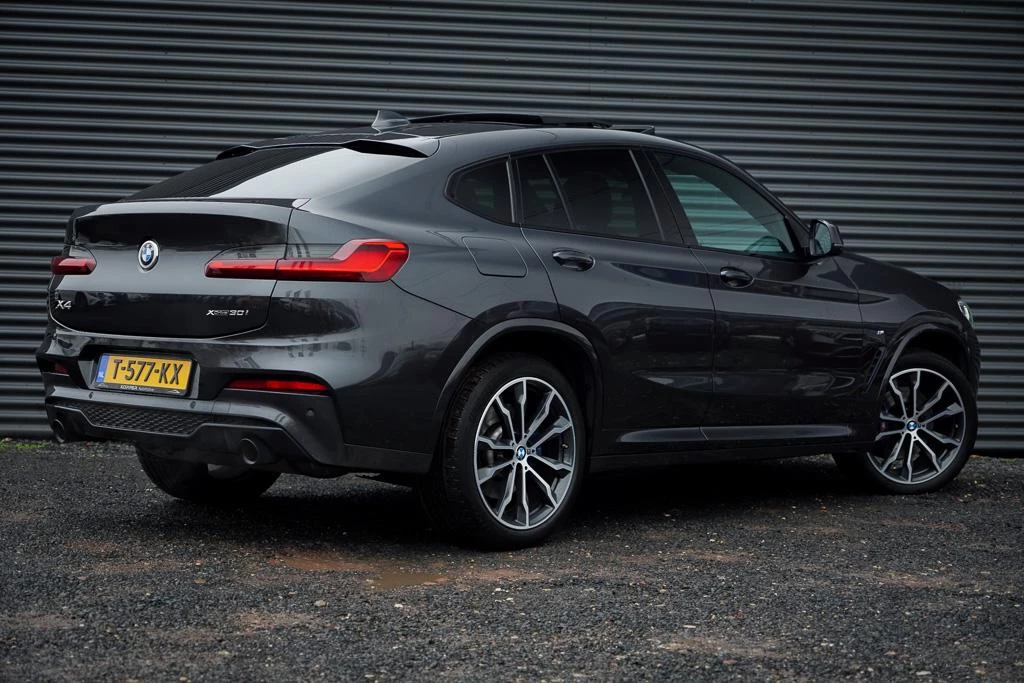 Hoofdafbeelding BMW X4