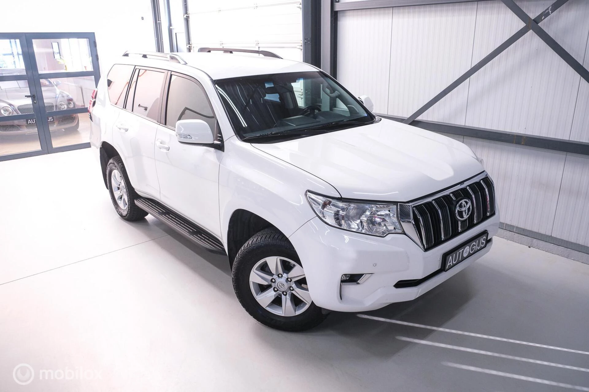 Hoofdafbeelding Toyota Land Cruiser