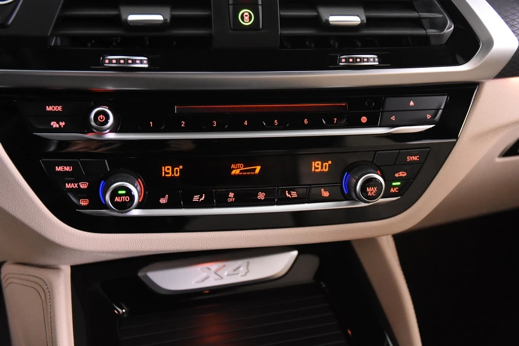 Hoofdafbeelding BMW X4
