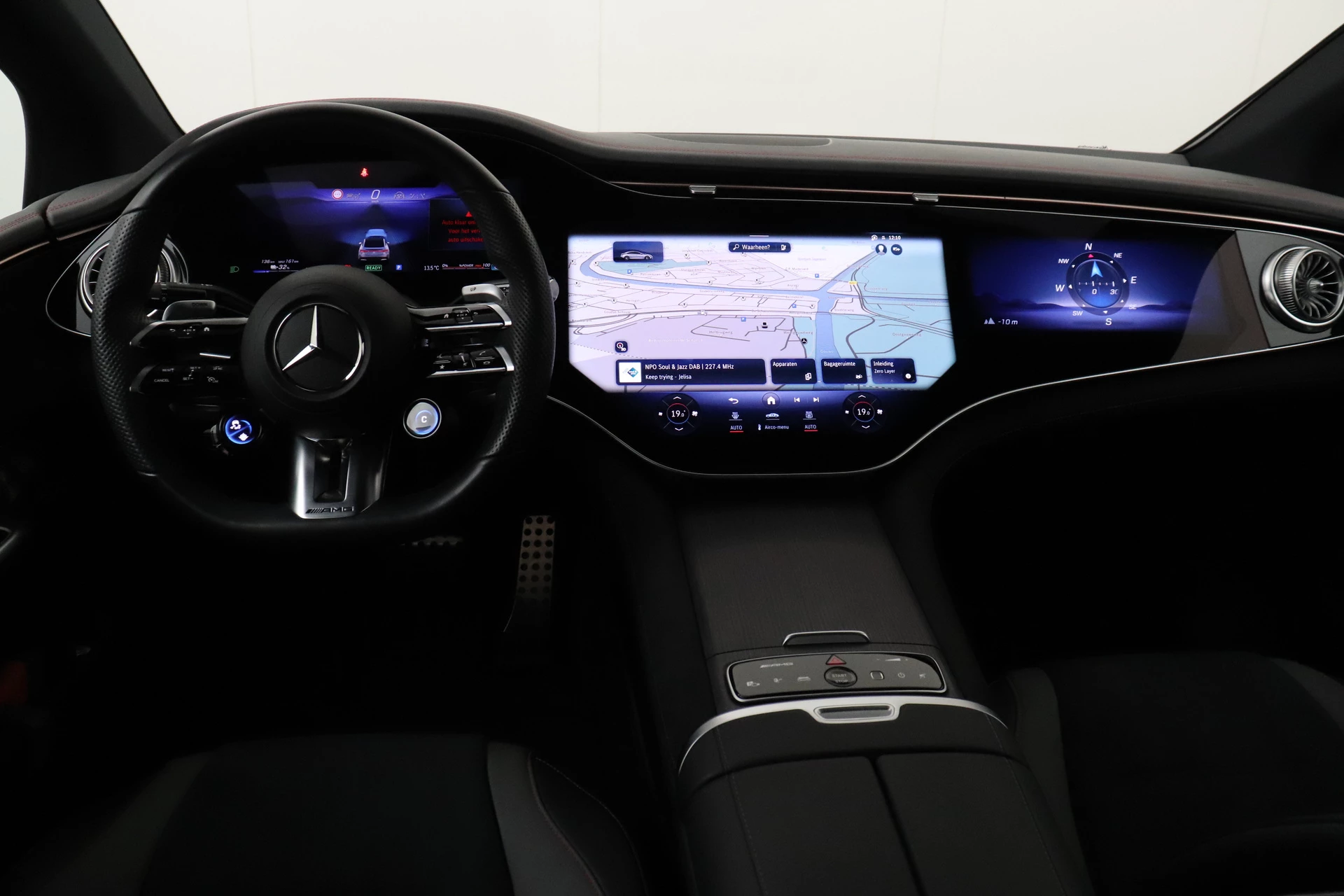 Hoofdafbeelding Mercedes-Benz EQE