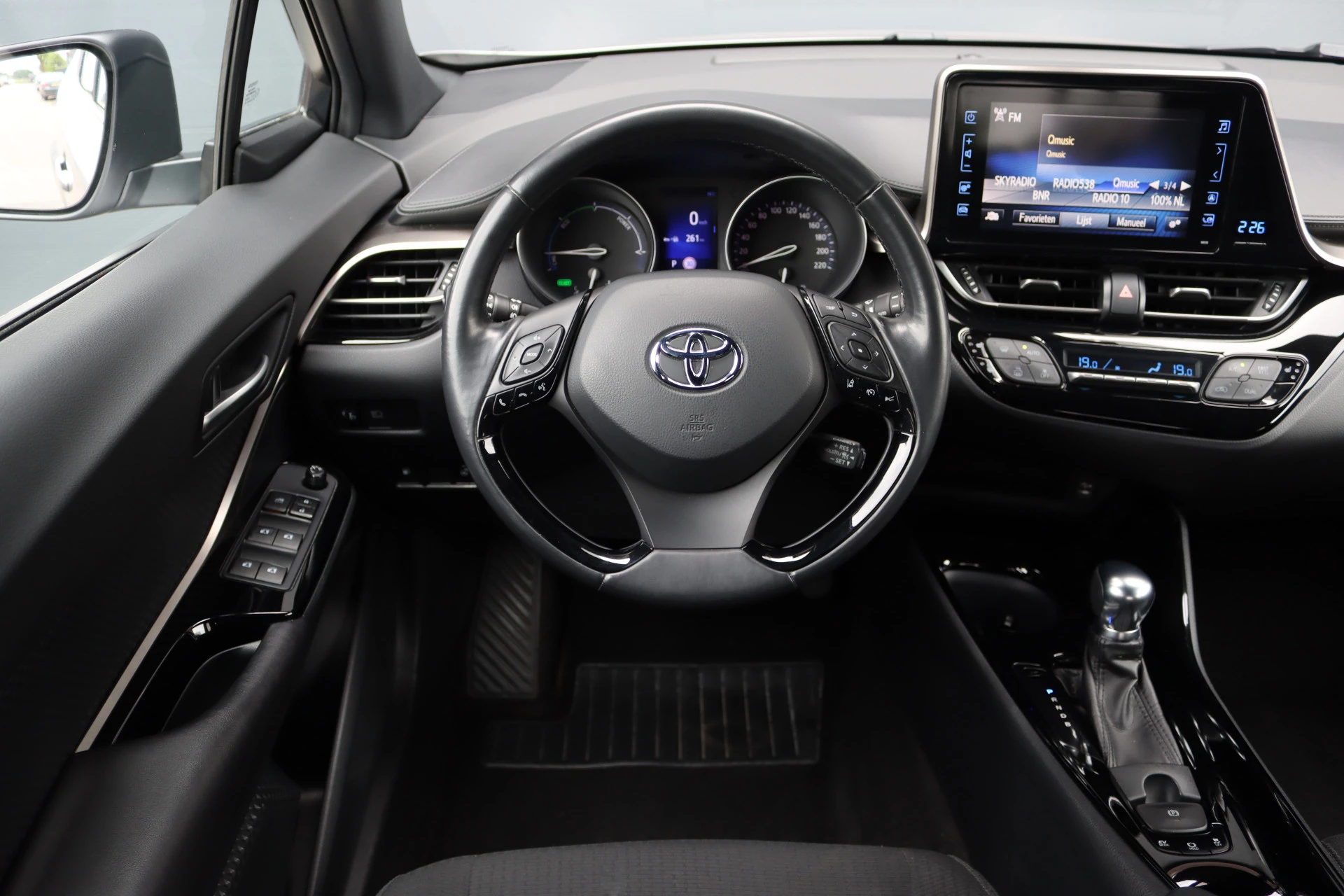 Hoofdafbeelding Toyota C-HR
