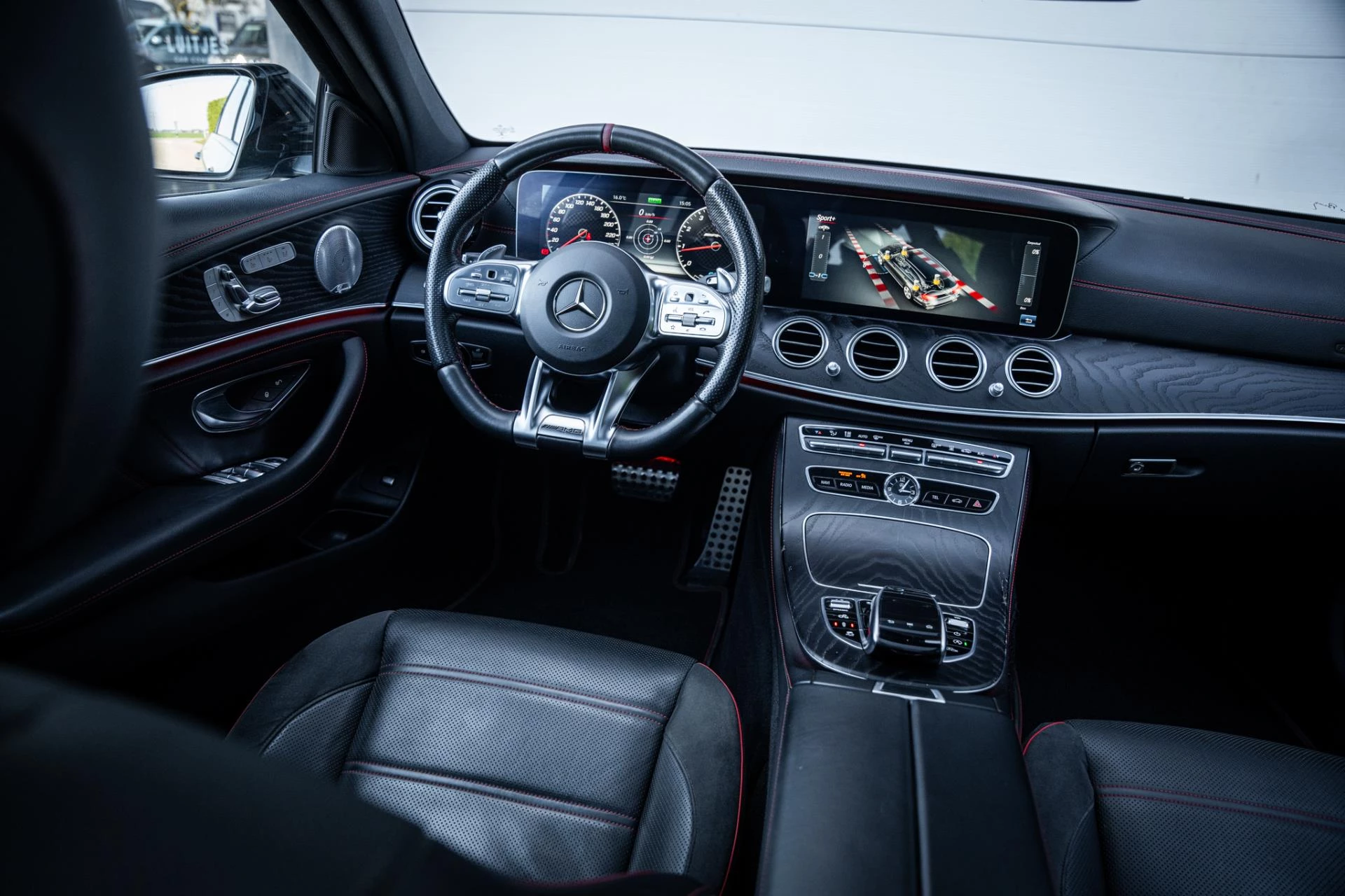 Hoofdafbeelding Mercedes-Benz E-Klasse