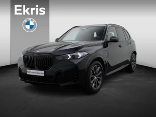 Hoofdafbeelding BMW X5 BMW X5 xDrive50e M Sportpakket Pro | Travel Pack | Innovation Pack | Trekhaak | Panoramadak | Harman Kardon | 20"