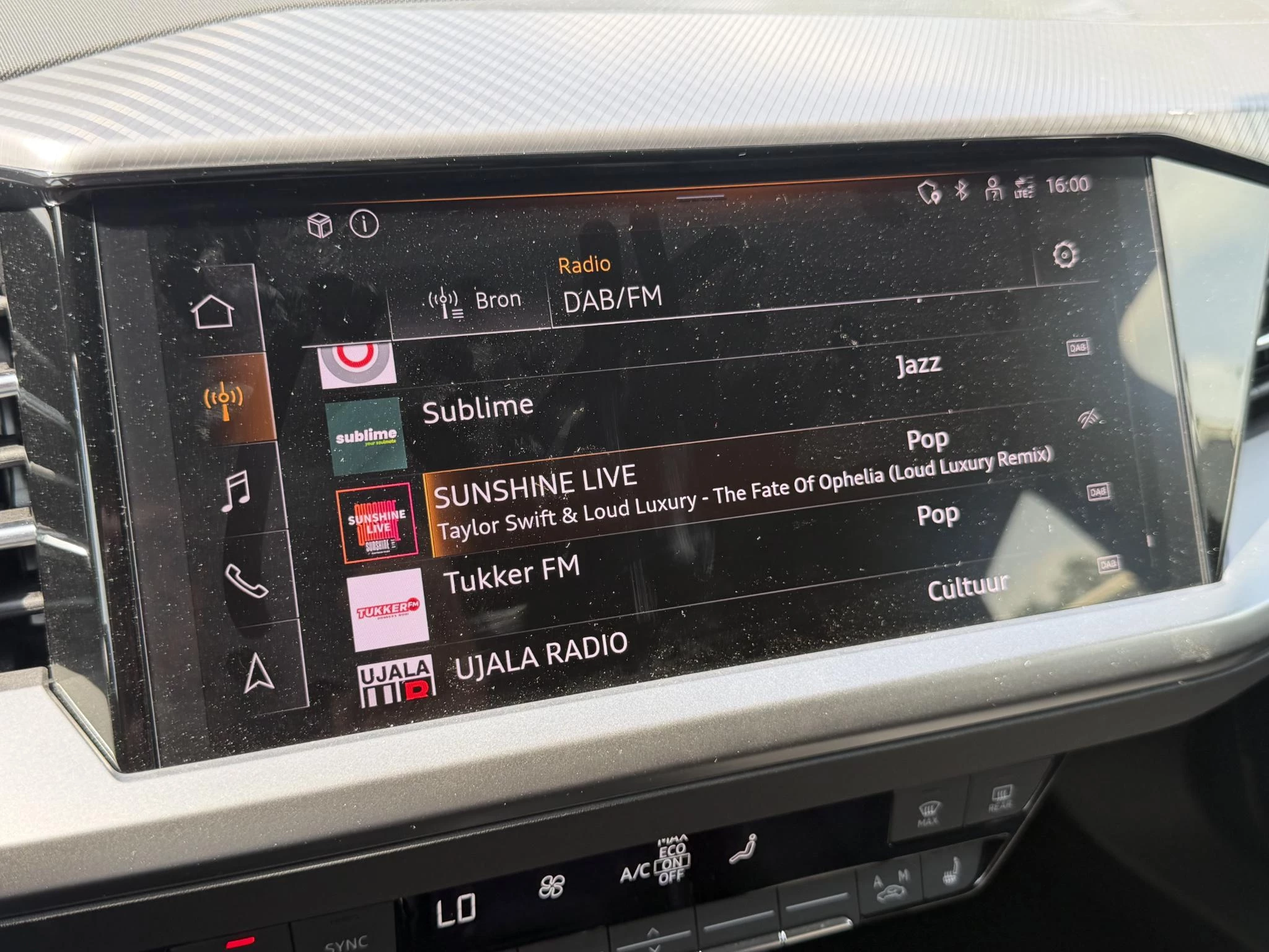 Hoofdafbeelding Audi Q4 Sportback e-tron